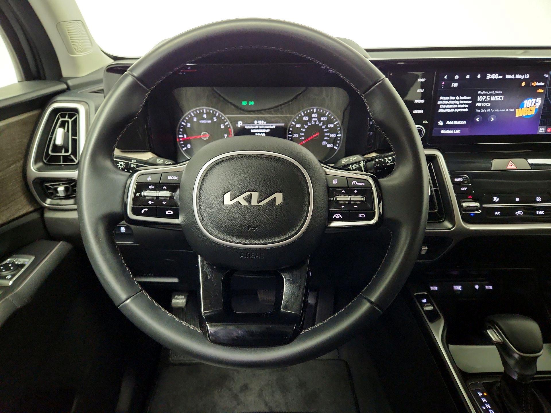 Thumbnail: 2023 Kia Sorento - 10