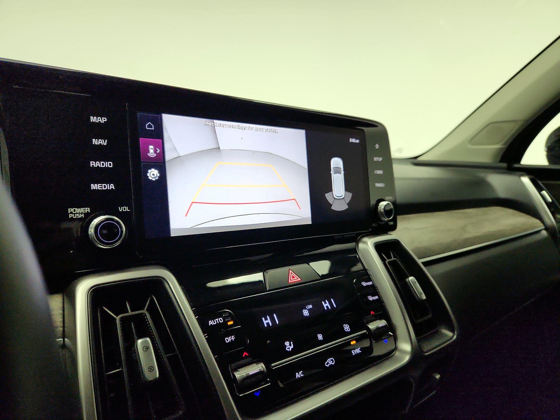 Thumbnail: 2023 Kia Sorento - 15