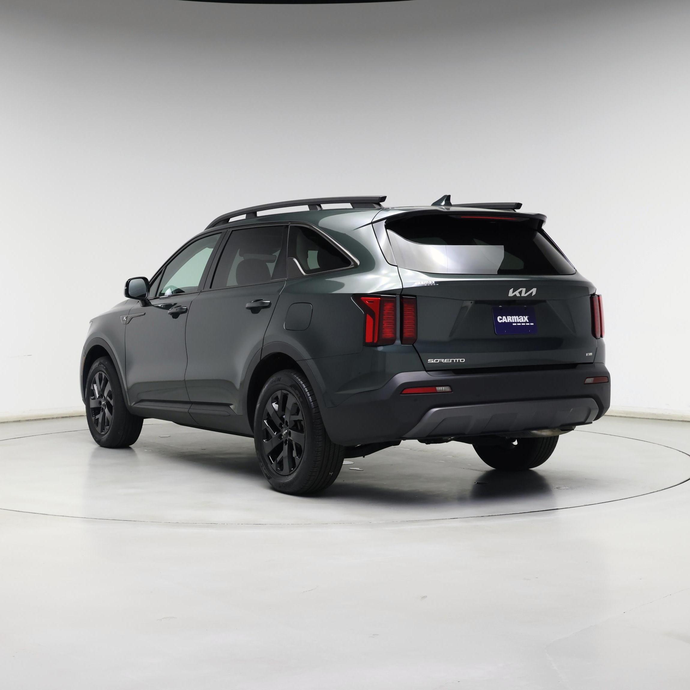 Thumbnail: 2023 Kia Sorento - 2