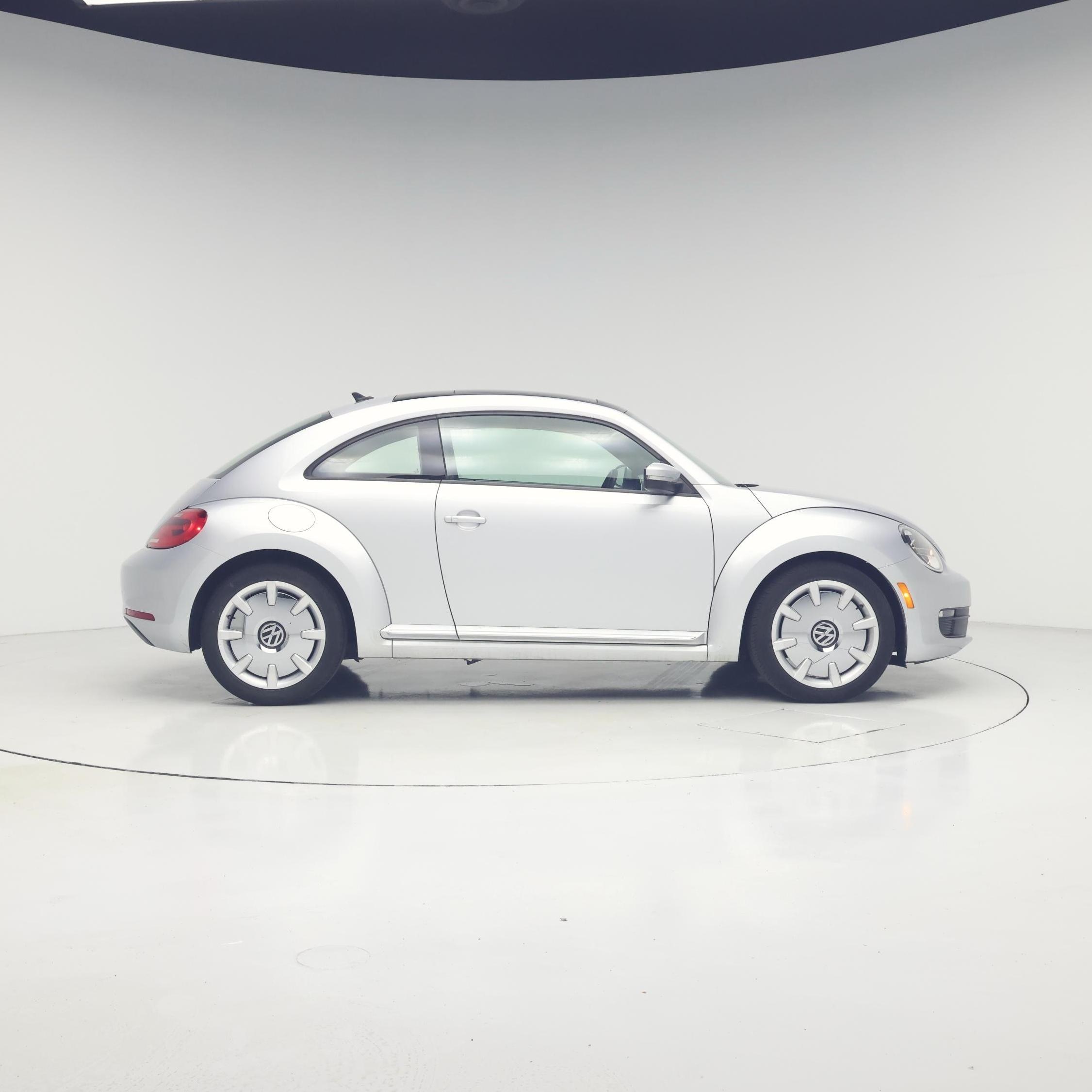 Thumbnail: 2014 Volkswagen Beetle - 7