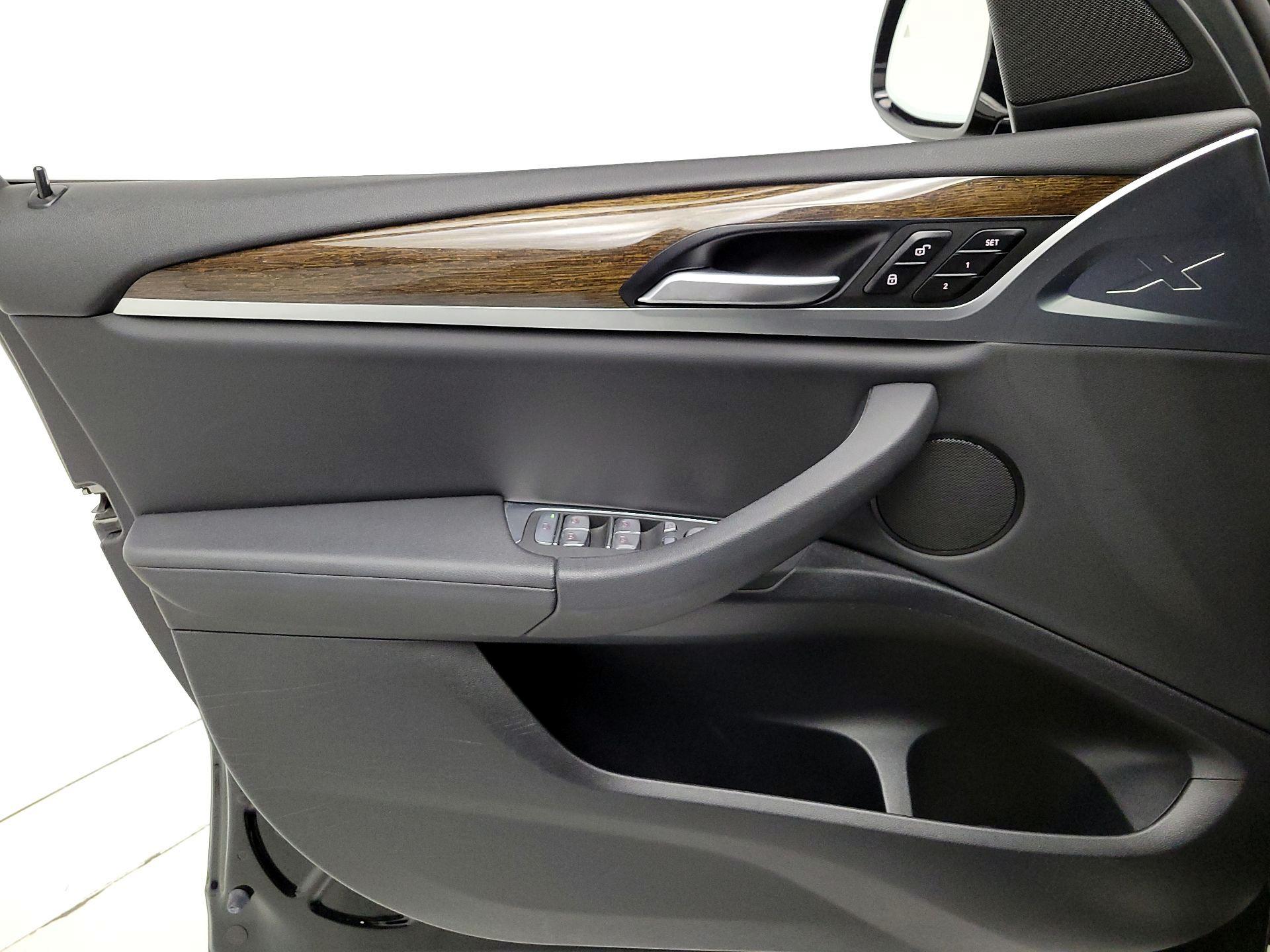 Thumbnail: 2021 BMW X3 - 12