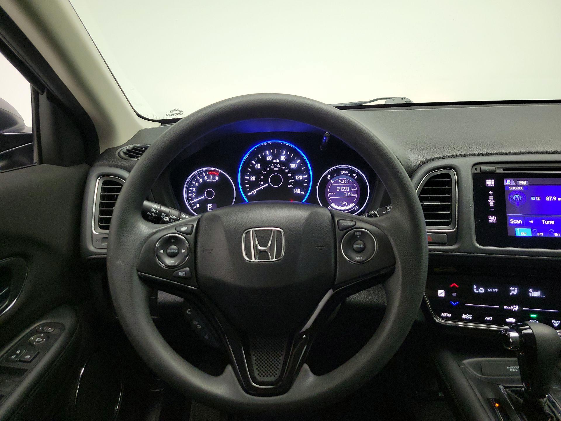 Thumbnail: 2017 Honda HR-V - 10