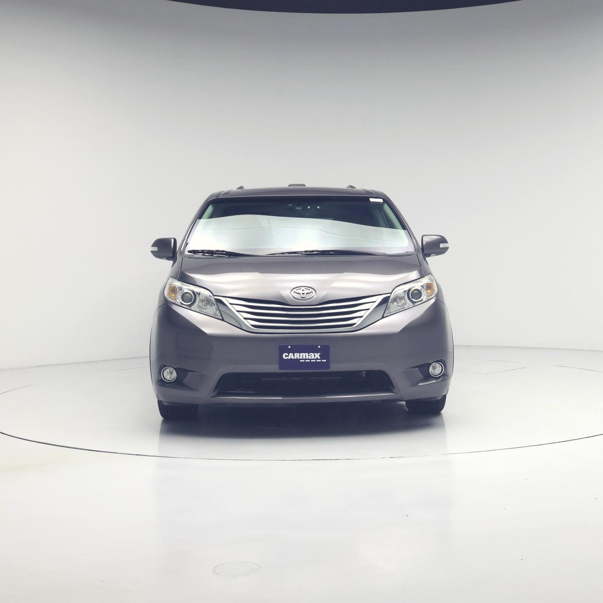 Thumbnail: 2014 Toyota Sienna - 5