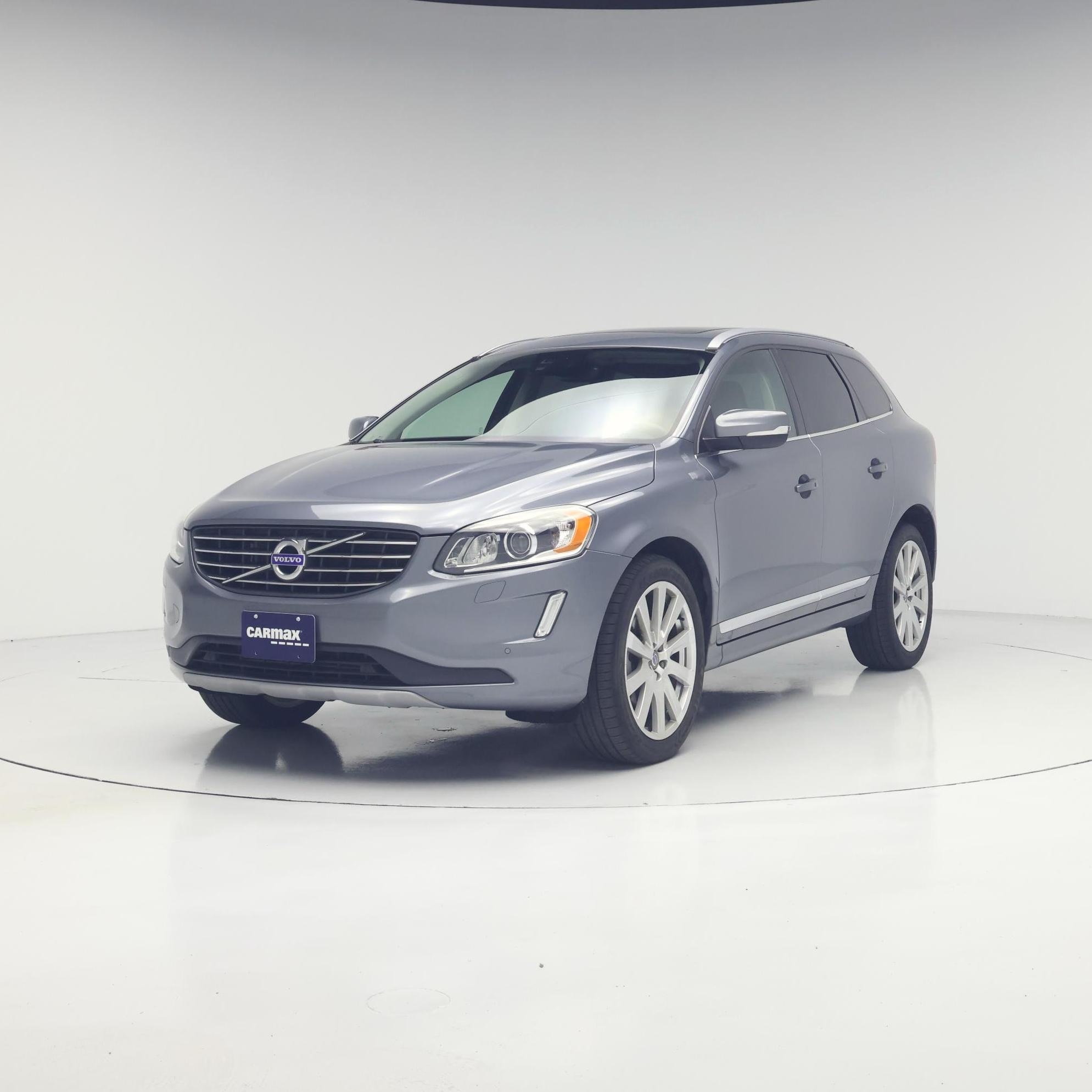 Thumbnail: 2017 Volvo XC60 - 4