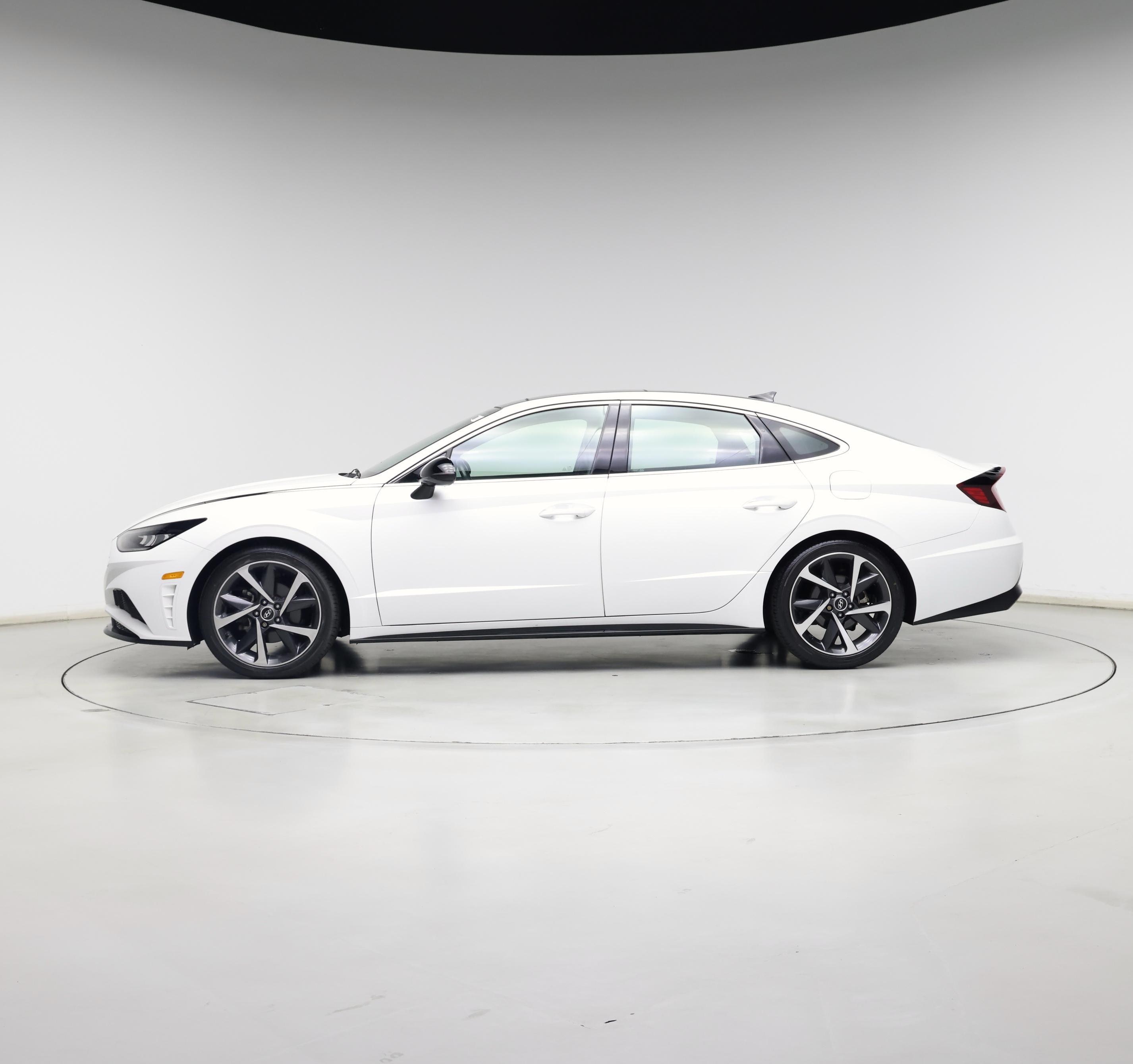 Thumbnail: 2022 Hyundai Sonata - 3