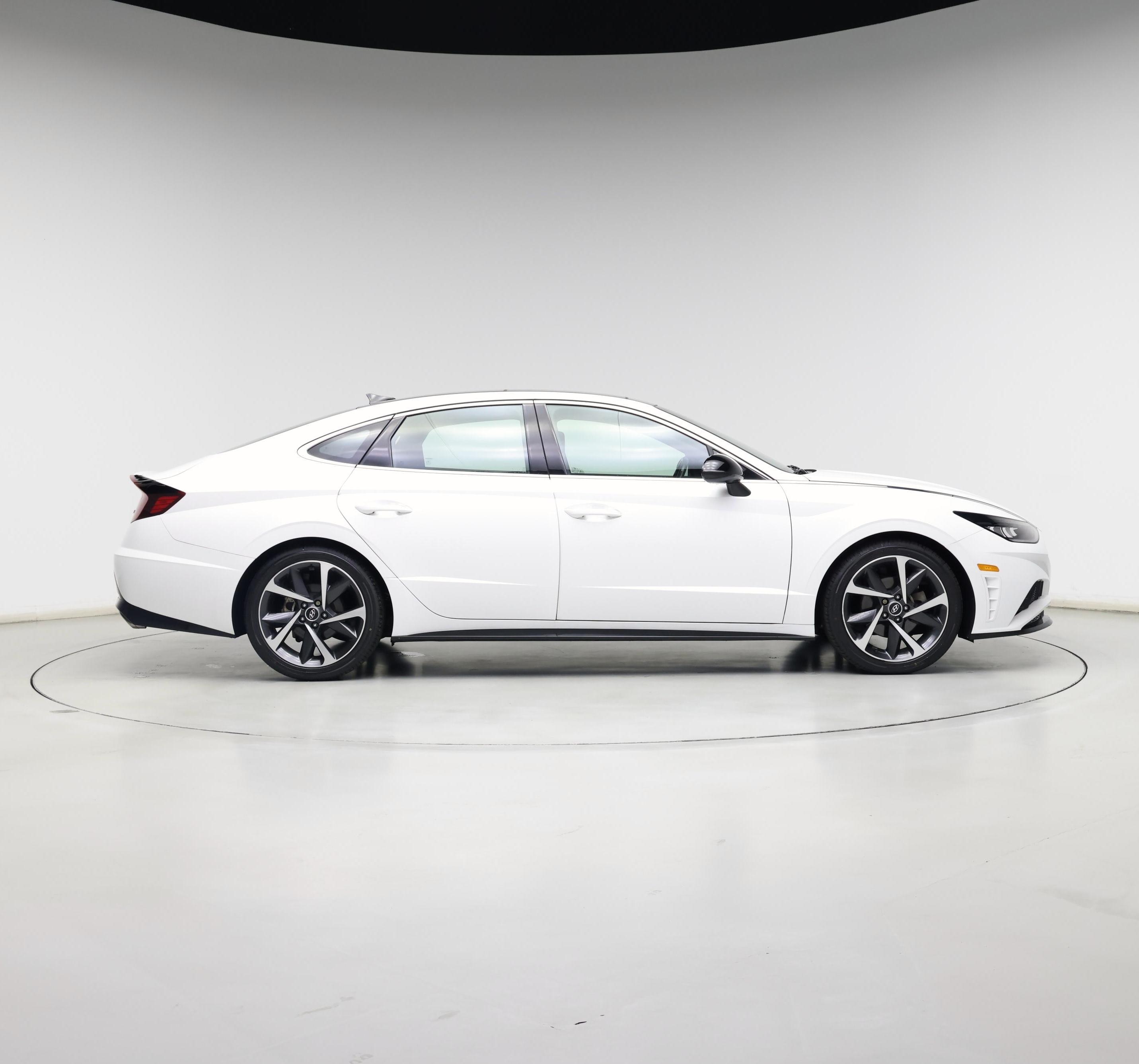 Thumbnail: 2022 Hyundai Sonata - 7