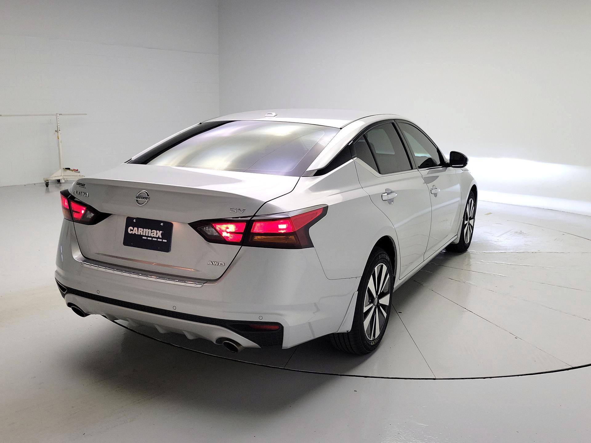 Thumbnail: 2019 Nissan Altima - 5