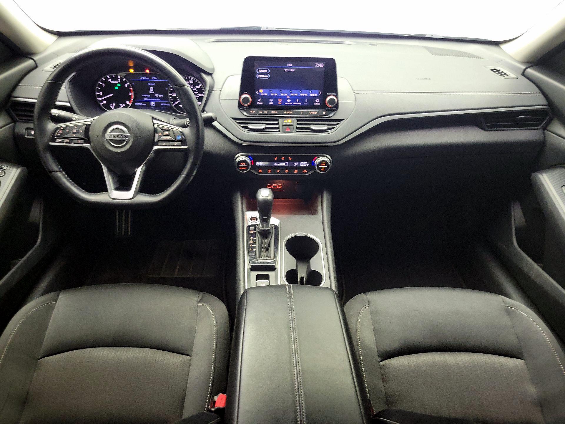 Thumbnail: 2019 Nissan Altima - 8