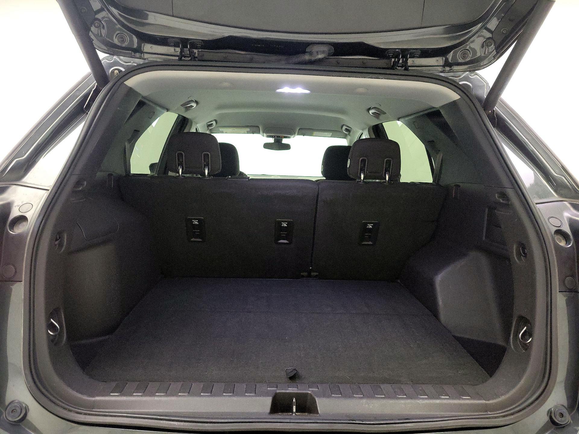 Thumbnail: 2019 Chevrolet Equinox - 20