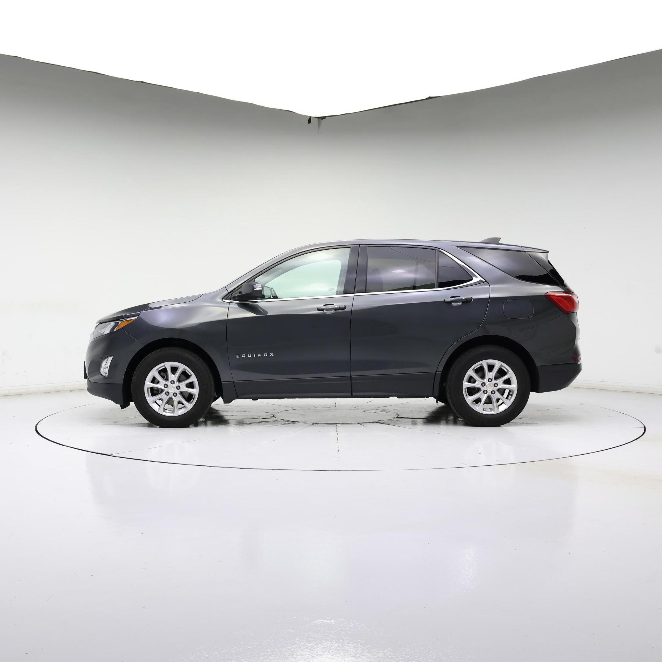 Thumbnail: 2019 Chevrolet Equinox - 3