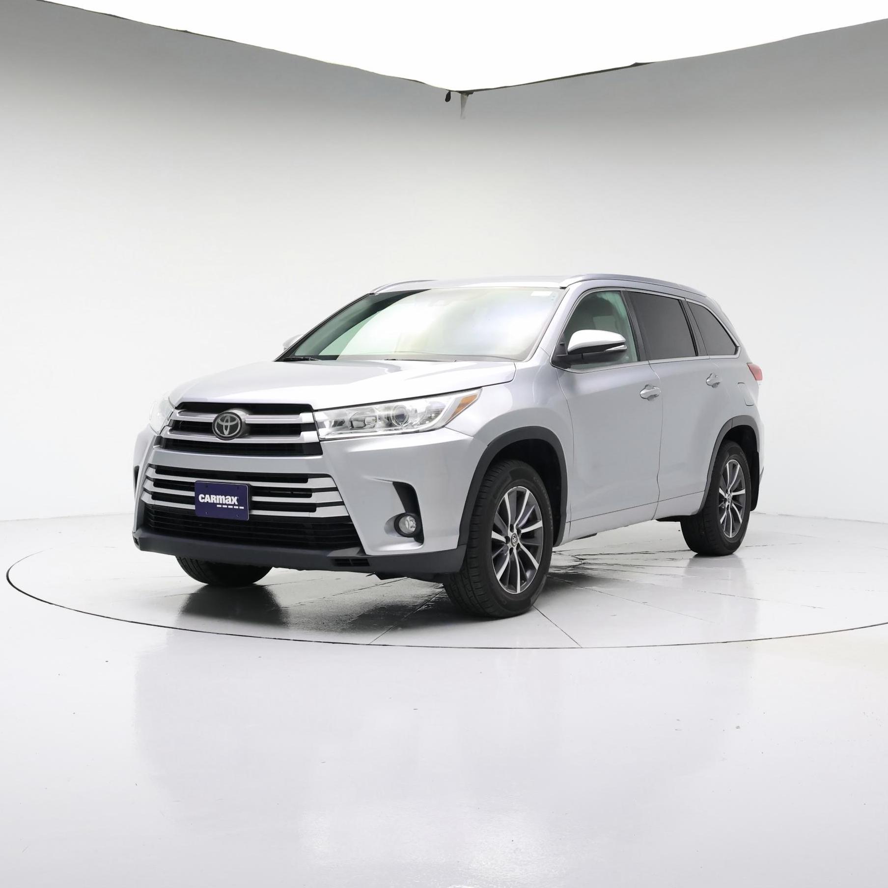 Thumbnail: 2018 Toyota Highlander - 4