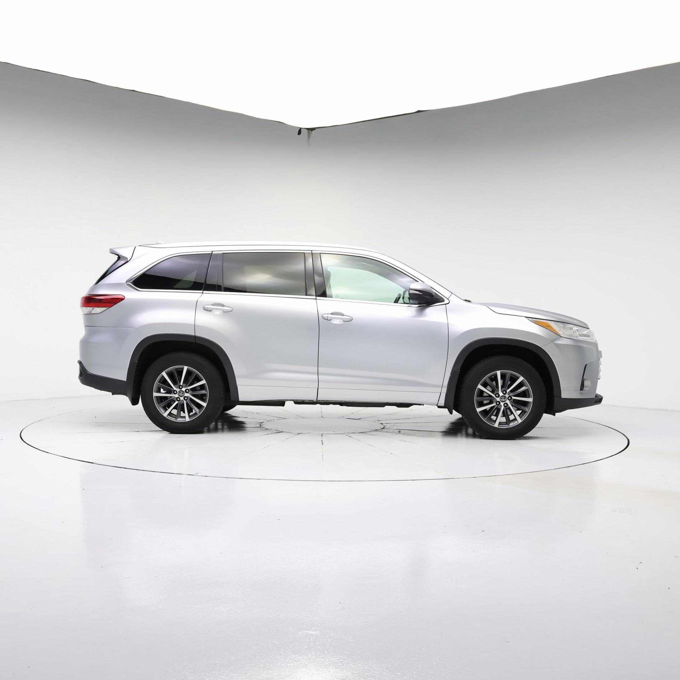Thumbnail: 2018 Toyota Highlander - 7