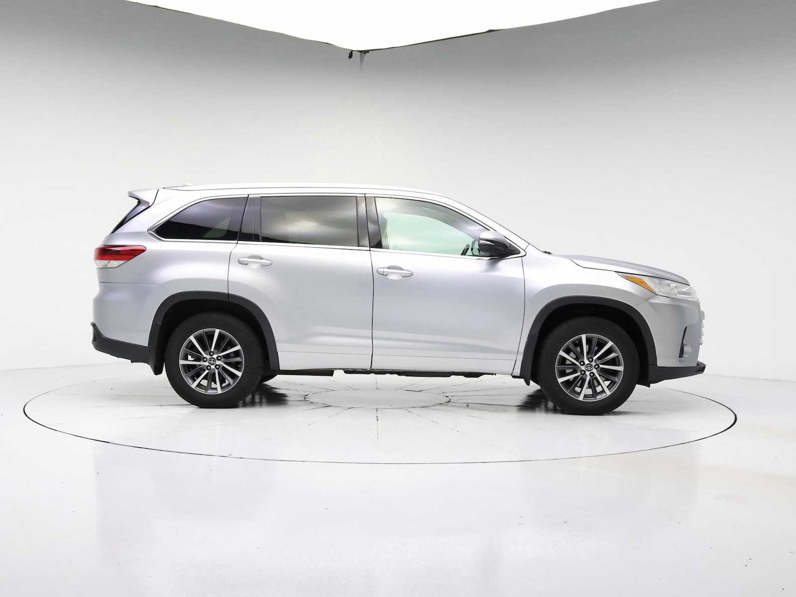 2018 Toyota Highlander XLE - Photo 8