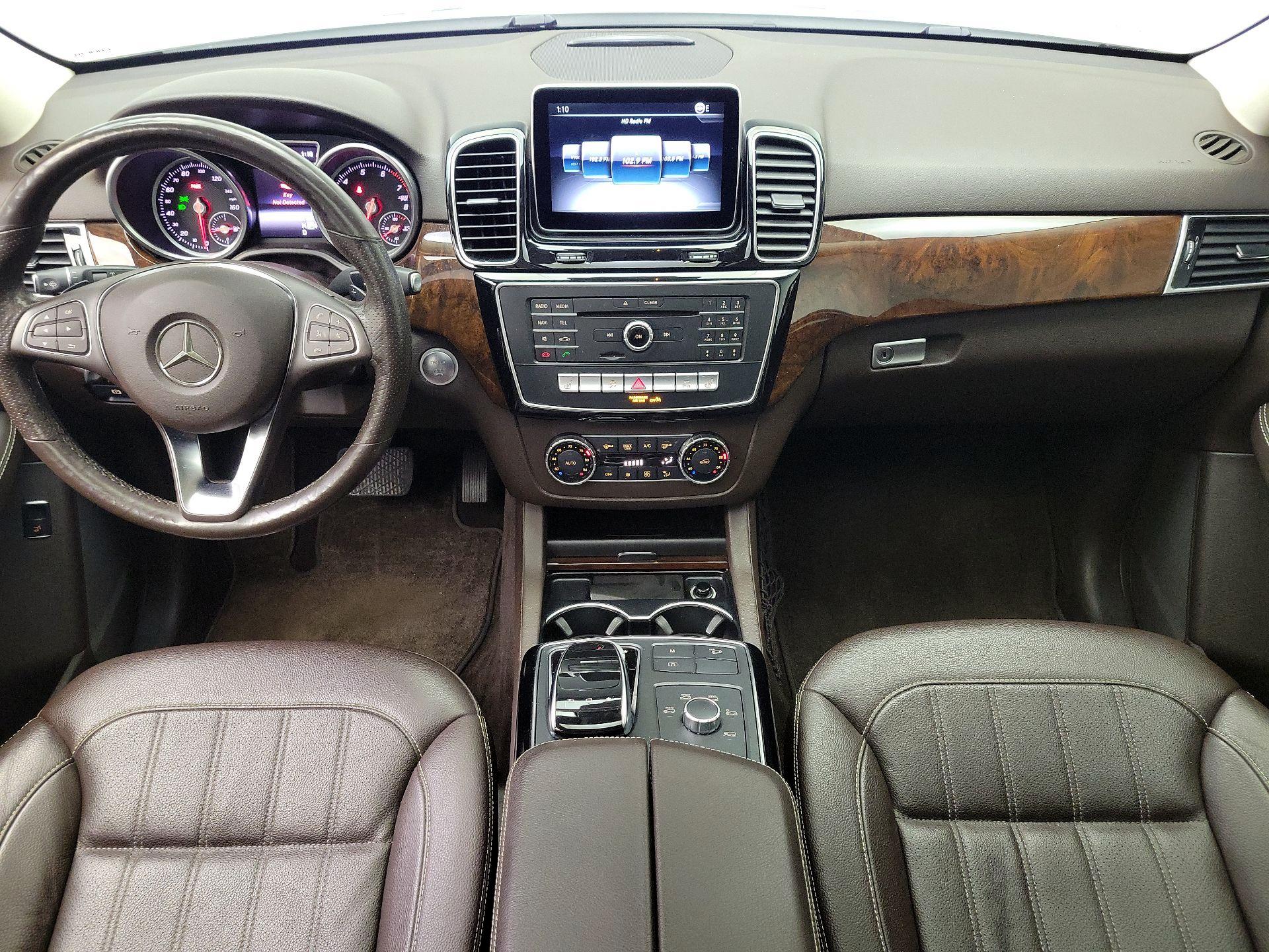 Thumbnail: 2016 Mercedes-Benz GLE - 9