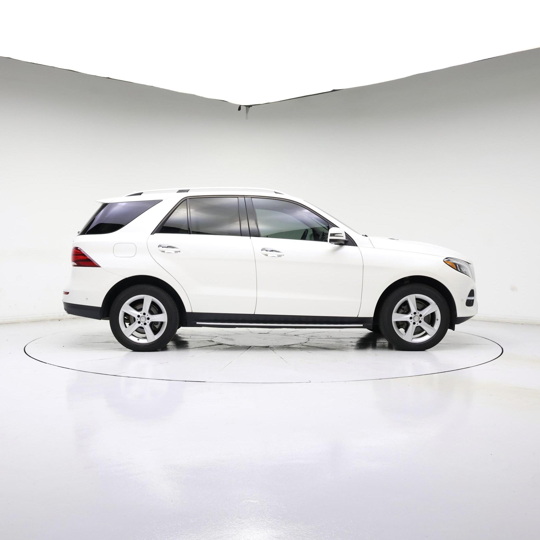 Thumbnail: 2016 Mercedes-Benz GLE - 7