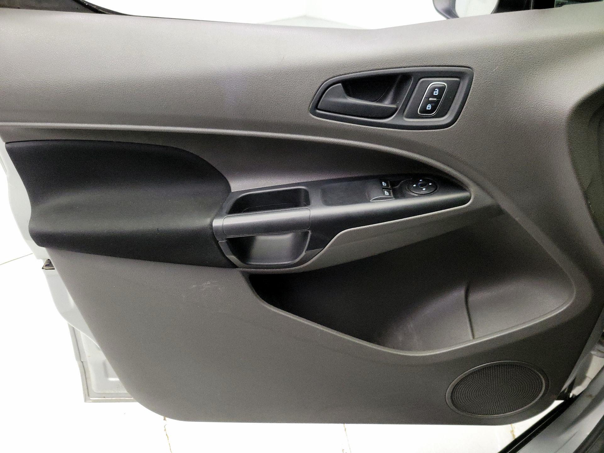 Thumbnail: 2019 Ford Transit Series - 12