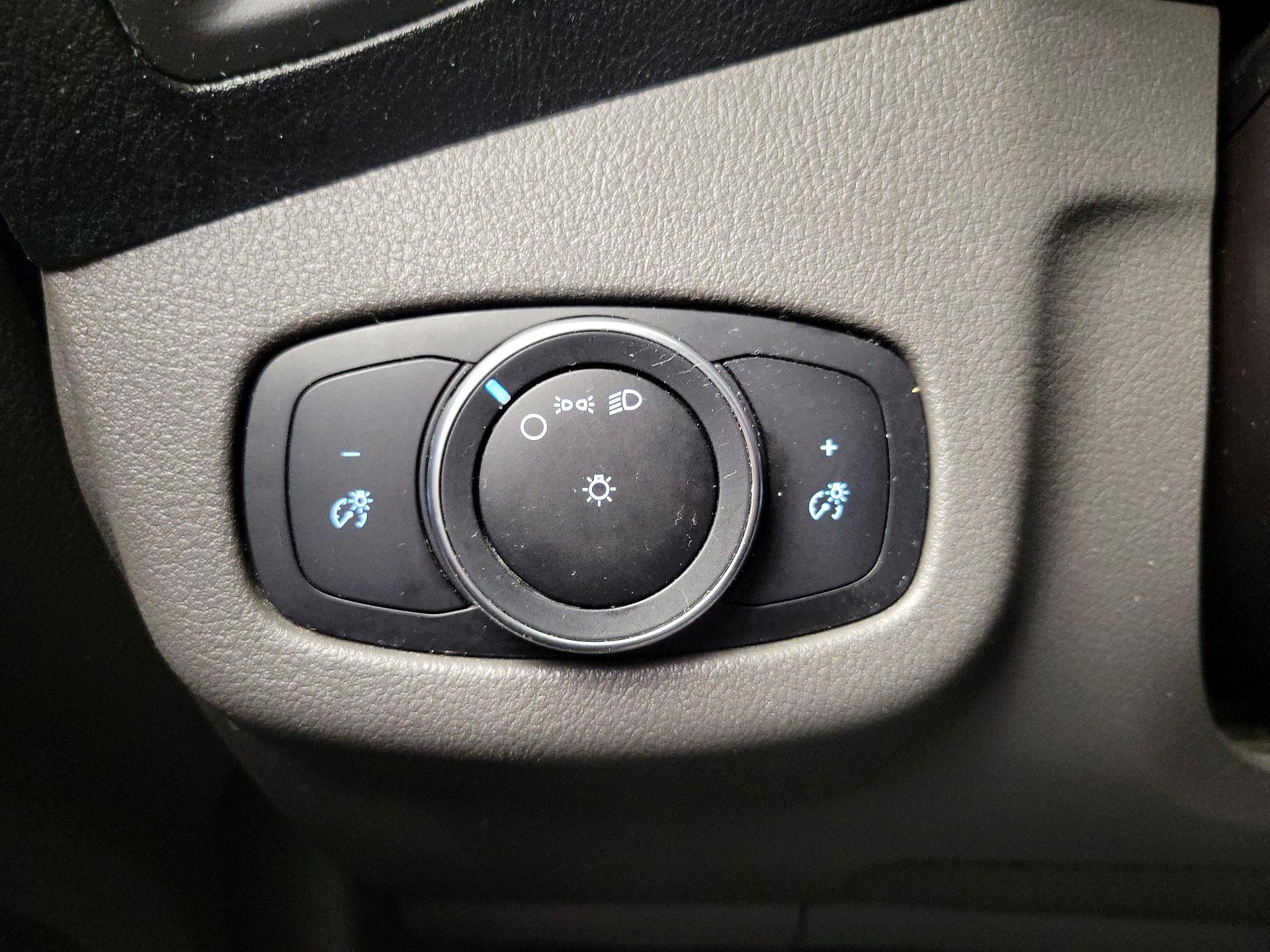 Thumbnail: 2019 Ford Transit Series - 13