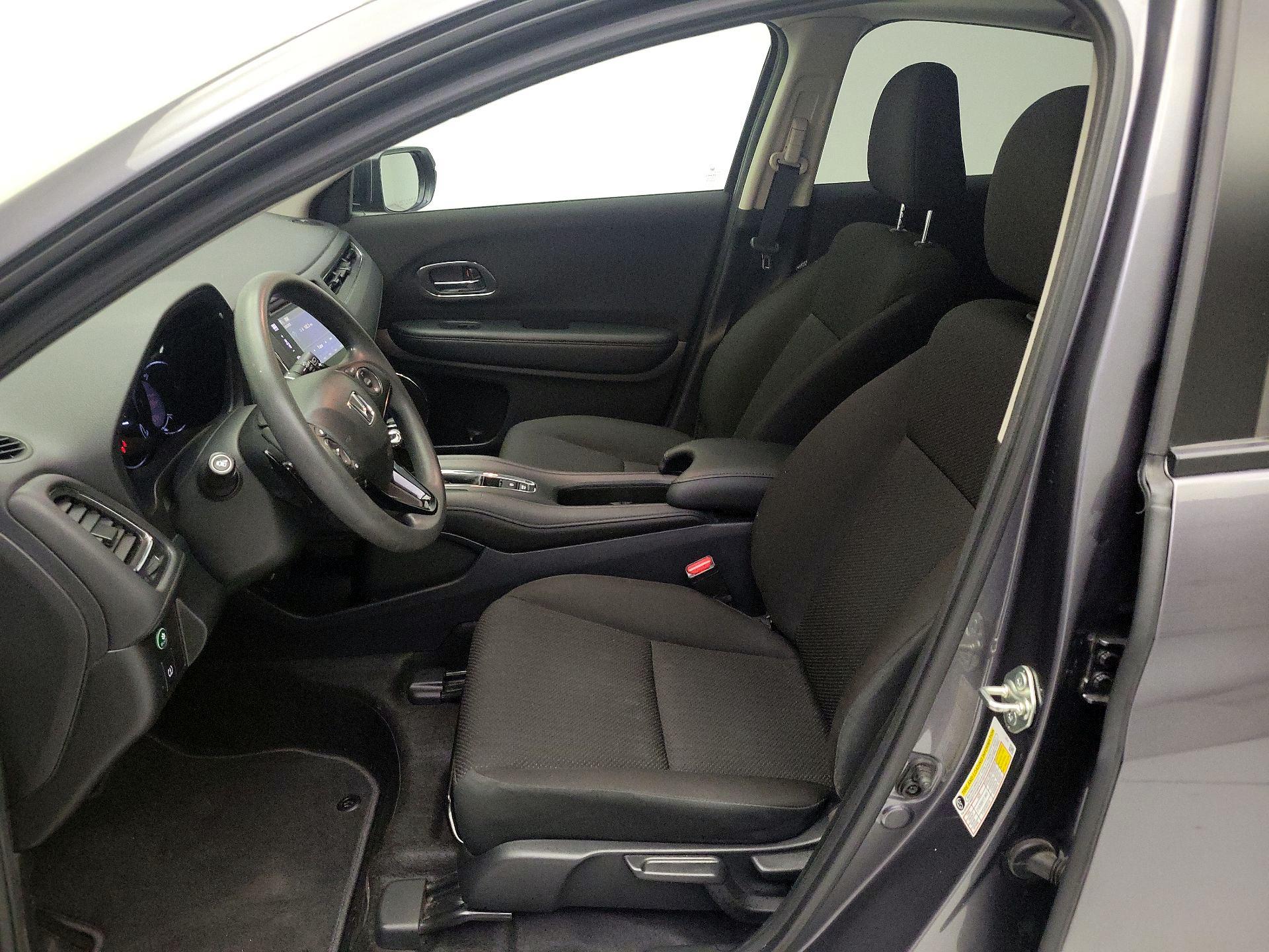 Thumbnail: 2017 Honda HR-V - 11