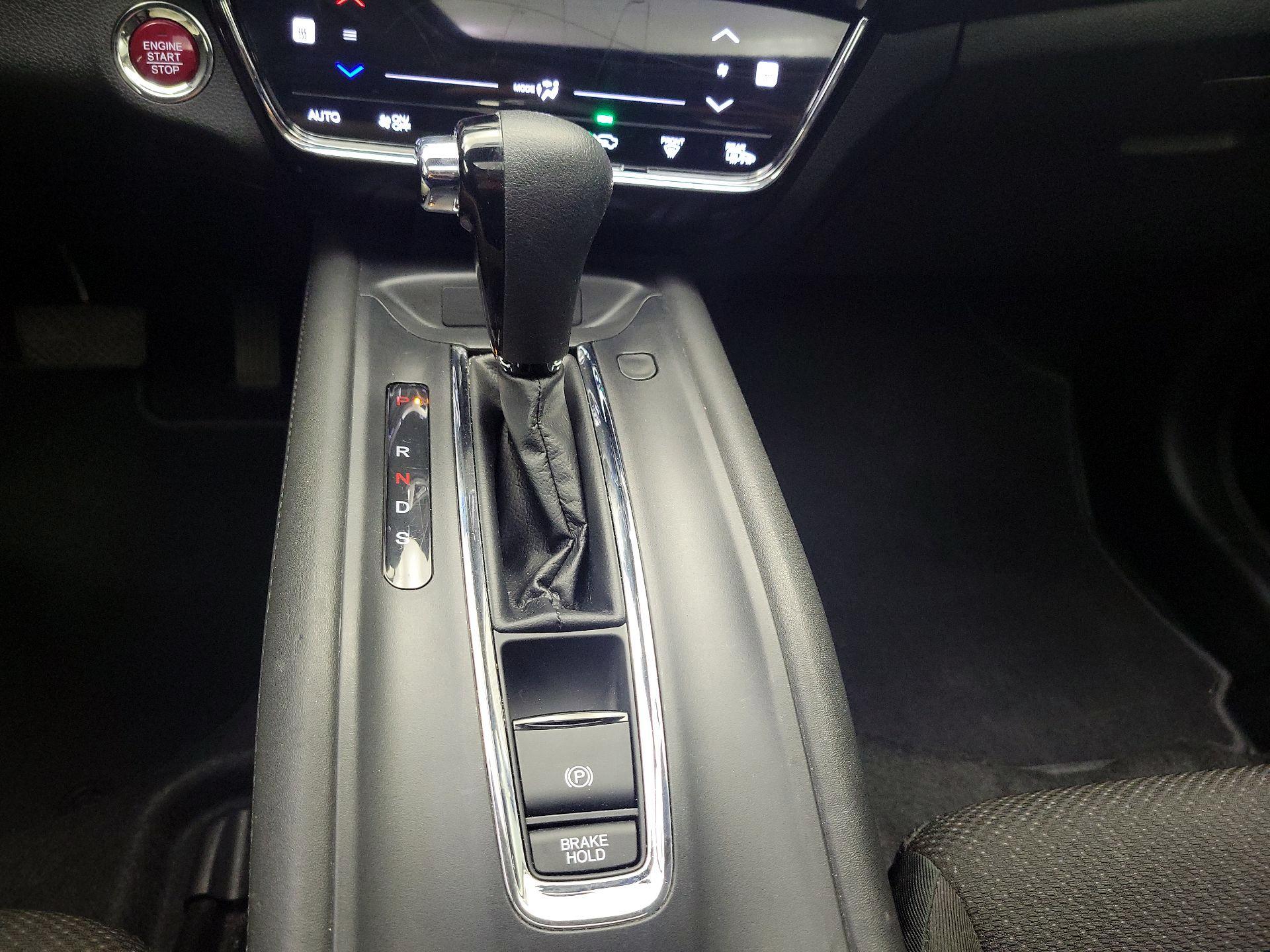 Thumbnail: 2017 Honda HR-V - 17