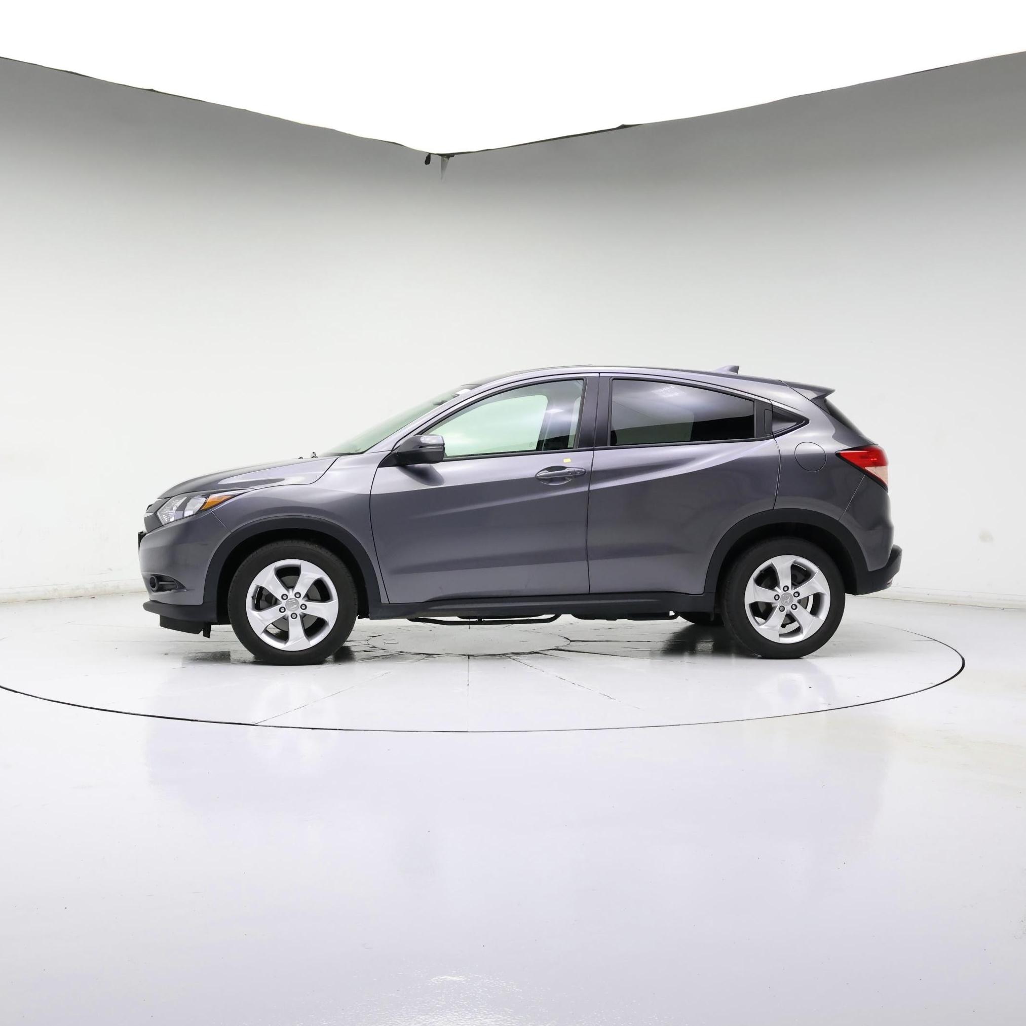 Thumbnail: 2017 Honda HR-V - 3