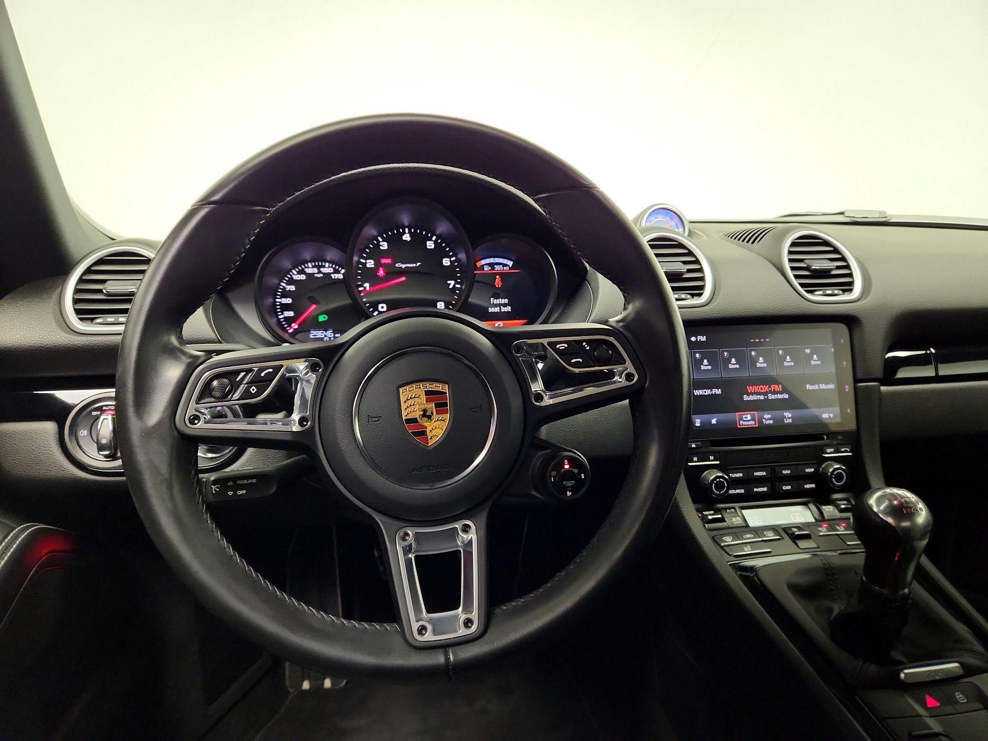 Thumbnail: 2022 Porsche 718 Cayman - 10