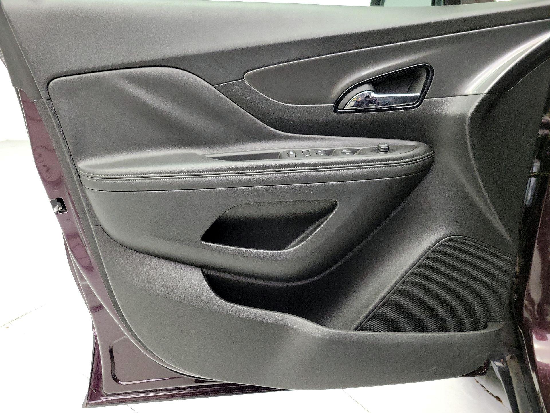 Thumbnail: 2017 Buick Encore - 12