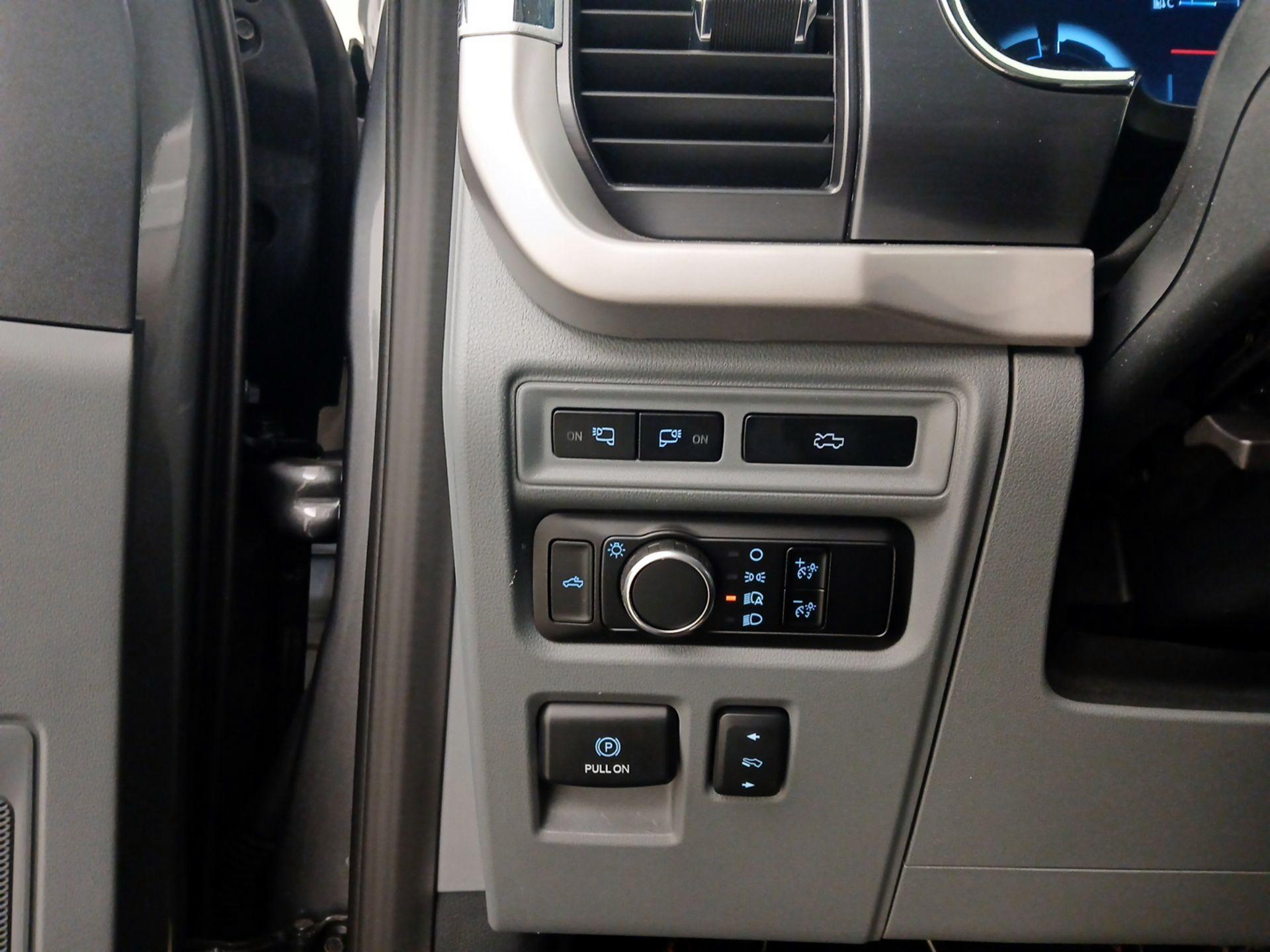 Thumbnail: 2023 Ford F-150 - 13