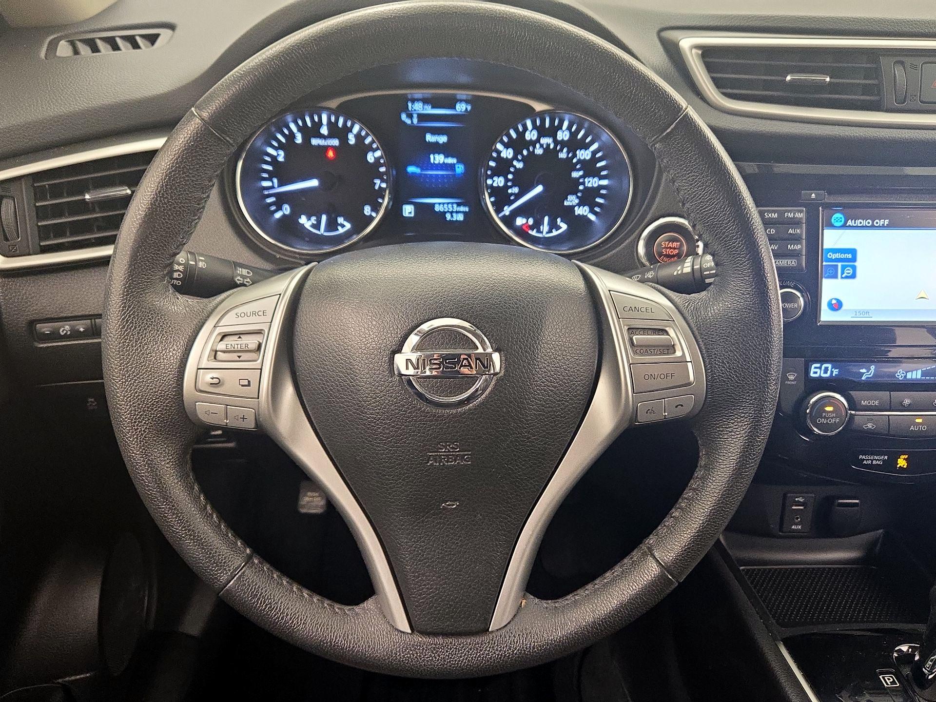 Thumbnail: 2016 Nissan Rogue - 10