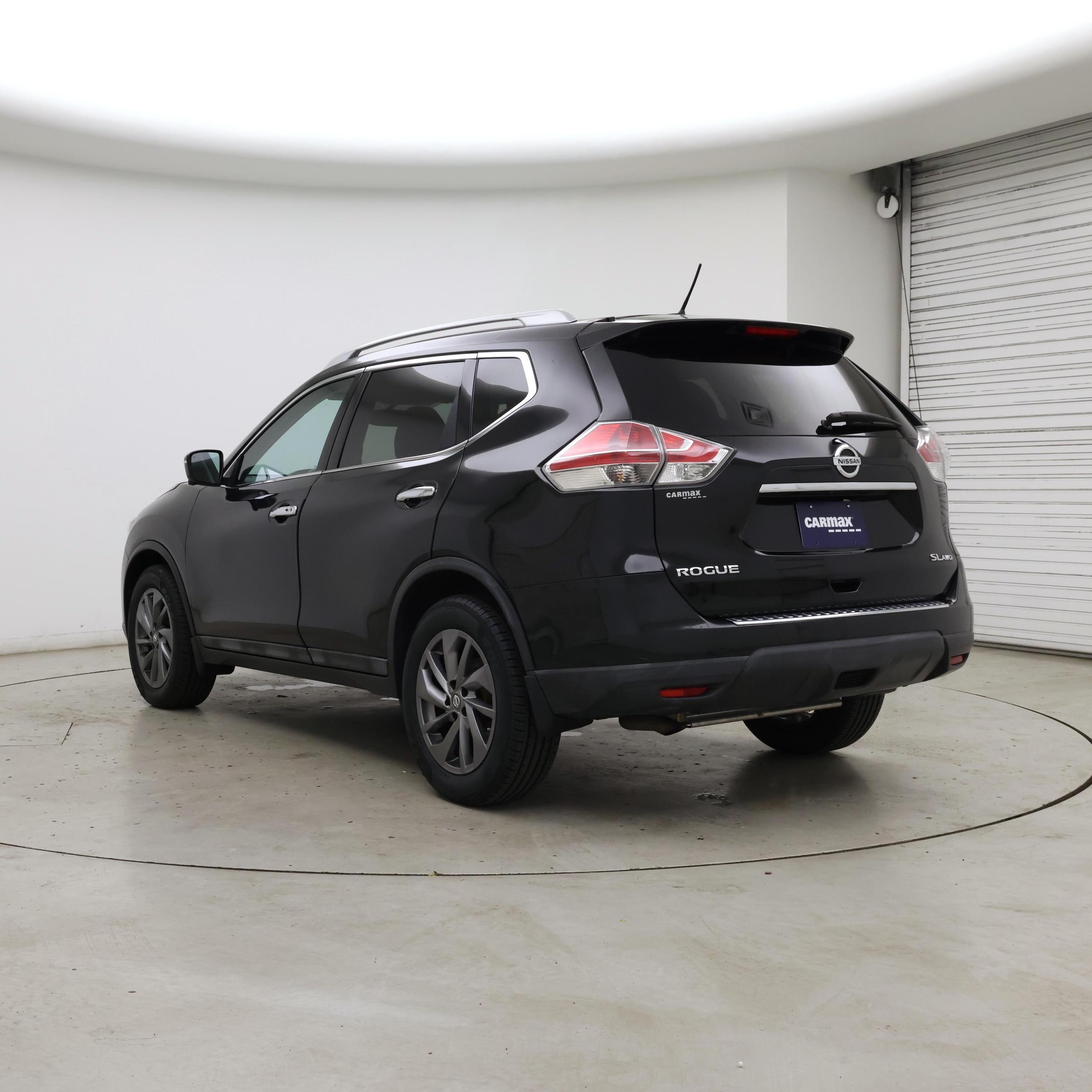 Thumbnail: 2016 Nissan Rogue - 2
