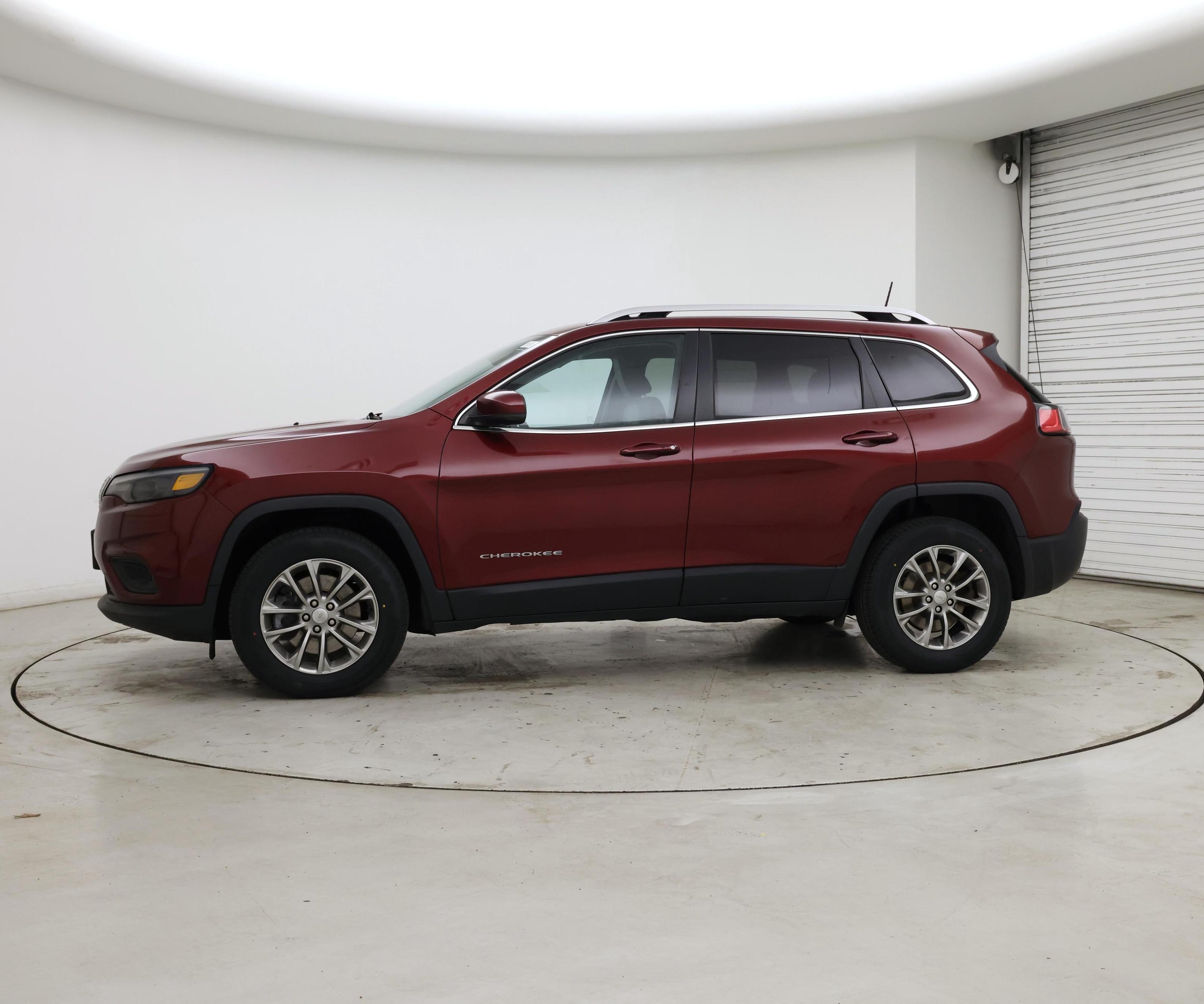 Thumbnail: 2019 Jeep Cherokee - 3