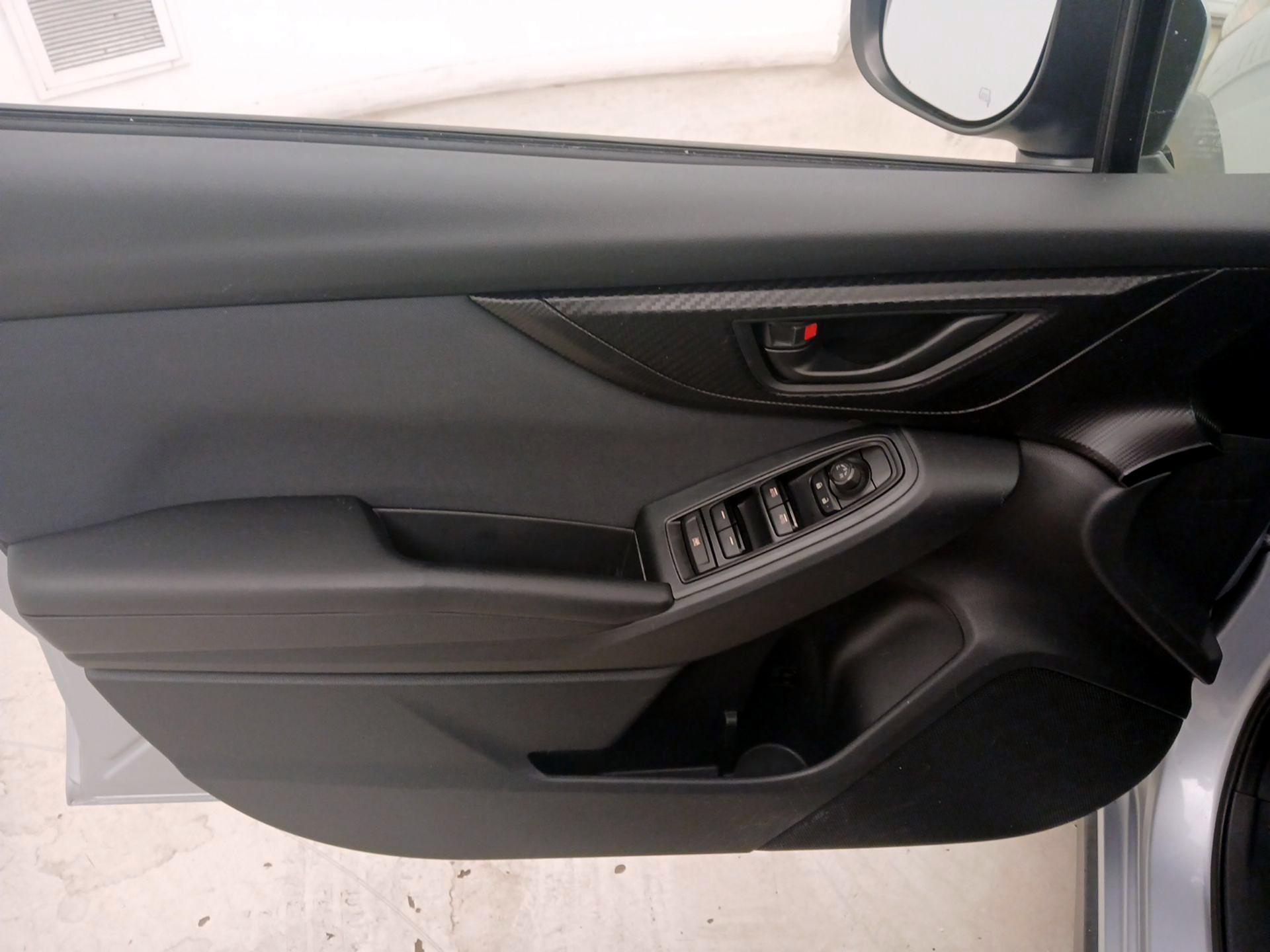 Thumbnail: 2018 Subaru Crosstrek - 12