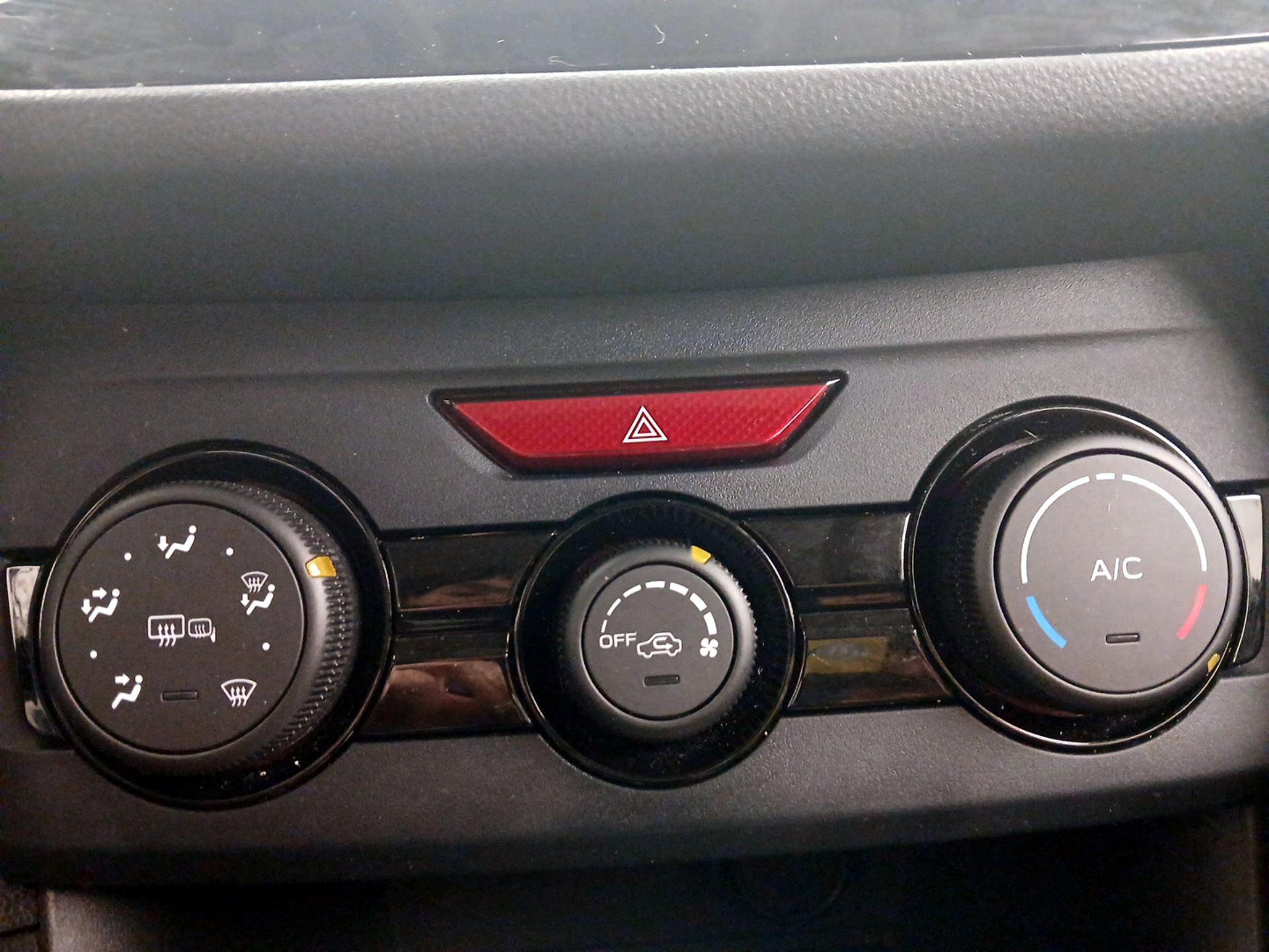 Thumbnail: 2018 Subaru Crosstrek - 15