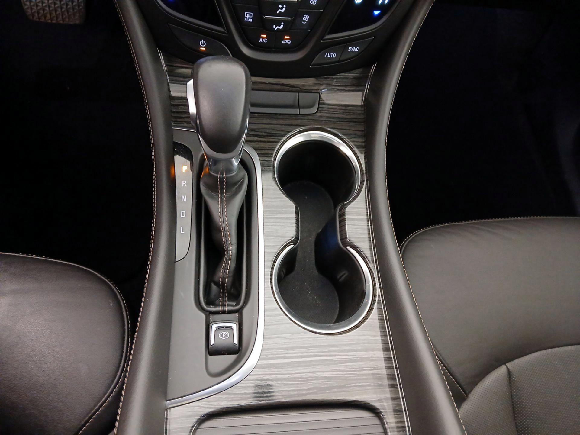 Thumbnail: 2017 Buick Envision - 17