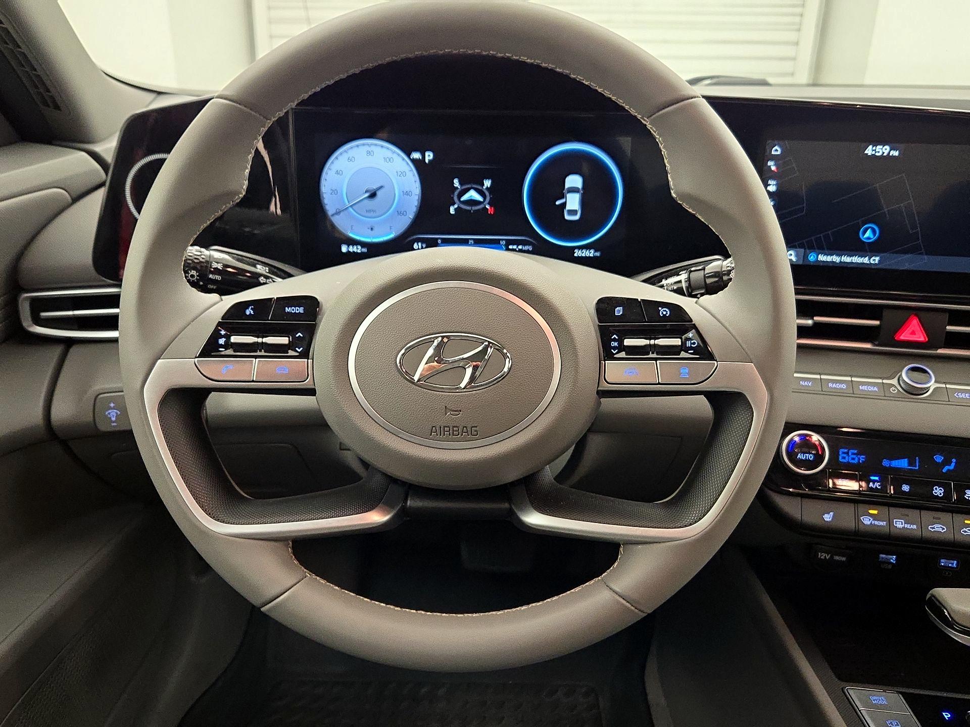 Thumbnail: 2023 Hyundai Elantra - 10