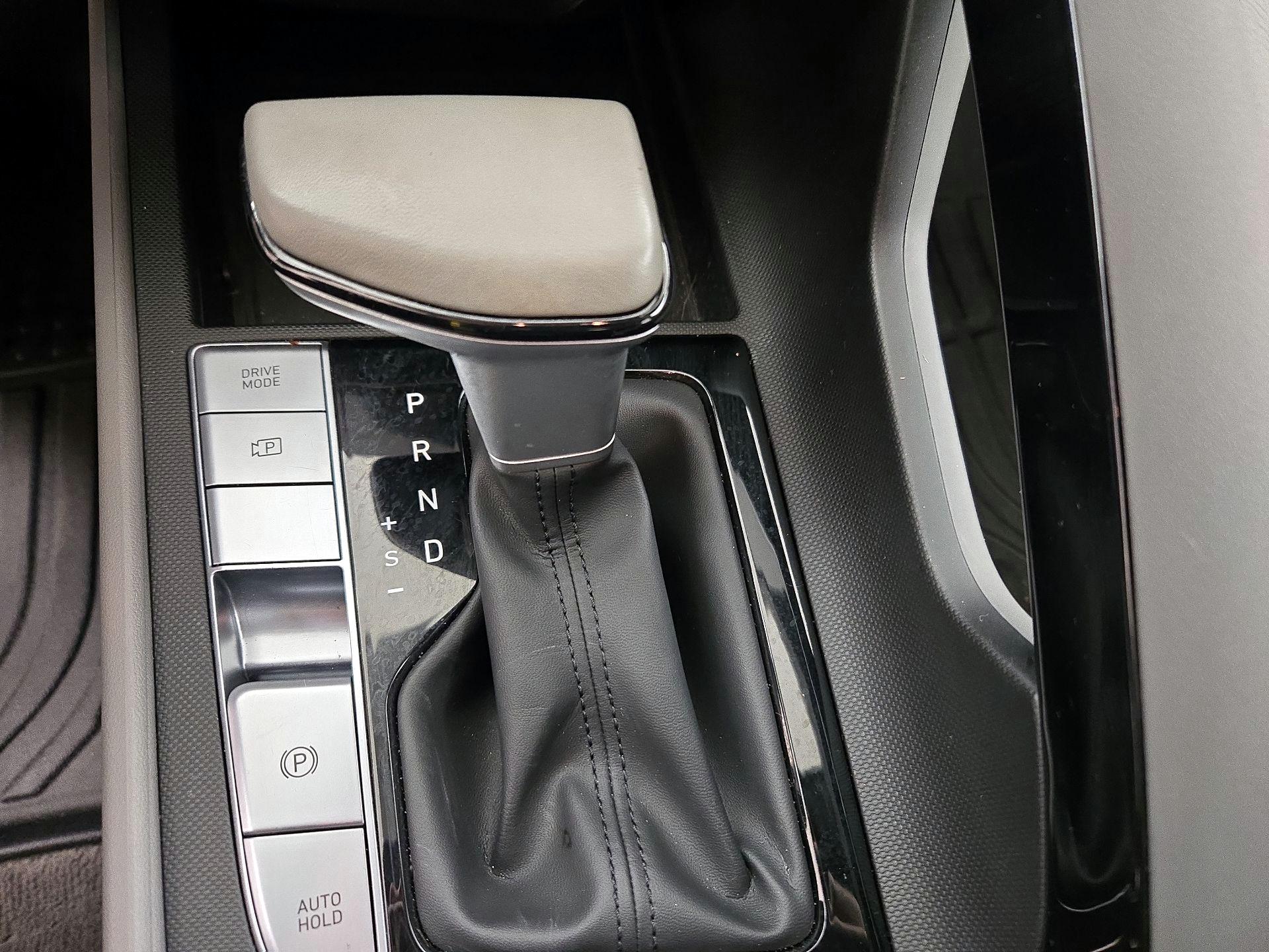 Thumbnail: 2023 Hyundai Elantra - 16