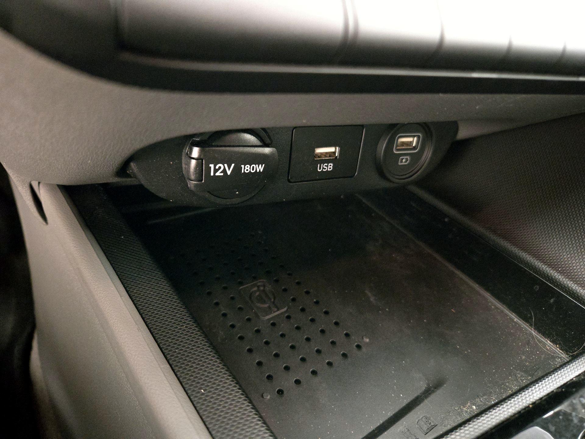 Thumbnail: 2023 Hyundai Elantra - 17