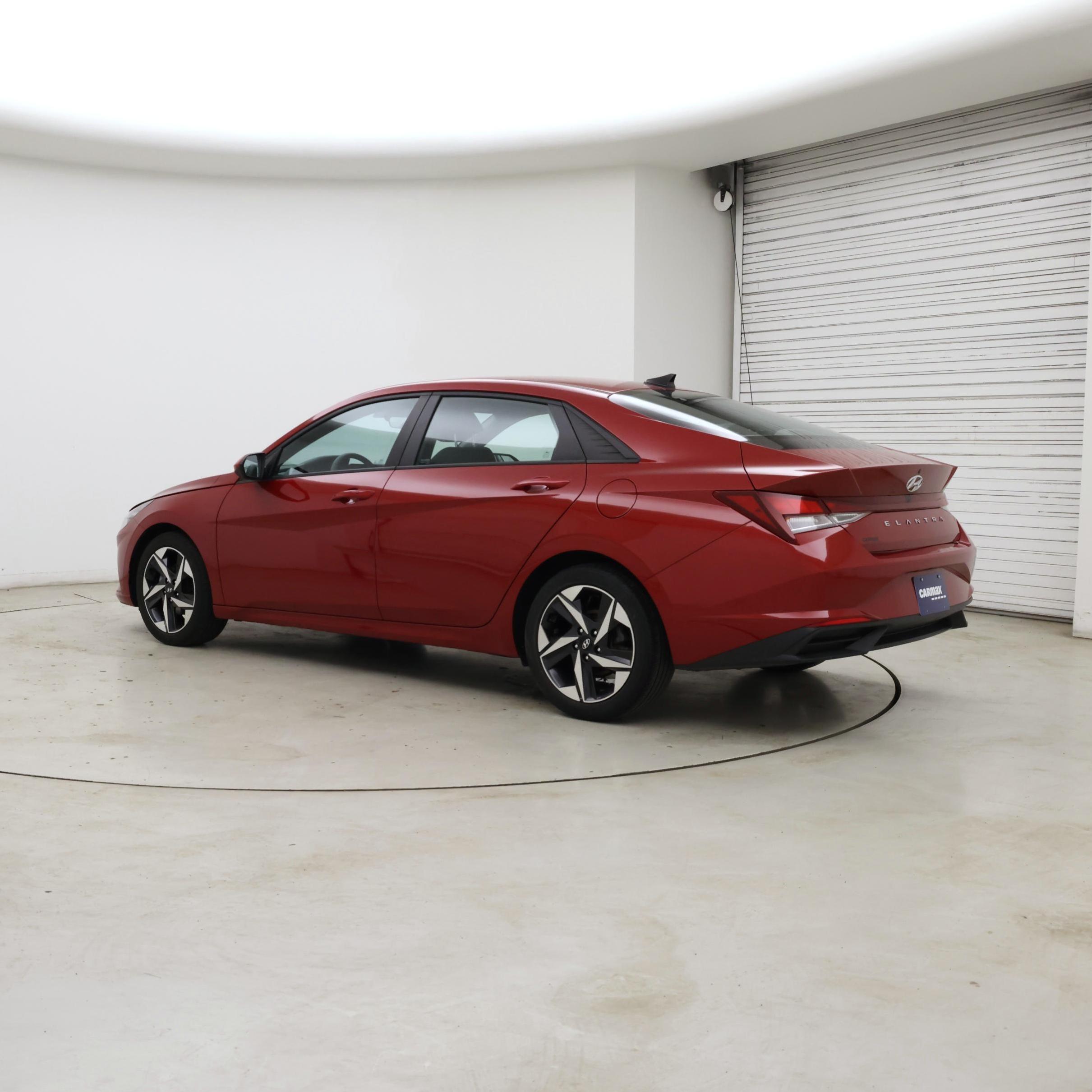 Thumbnail: 2023 Hyundai Elantra - 2