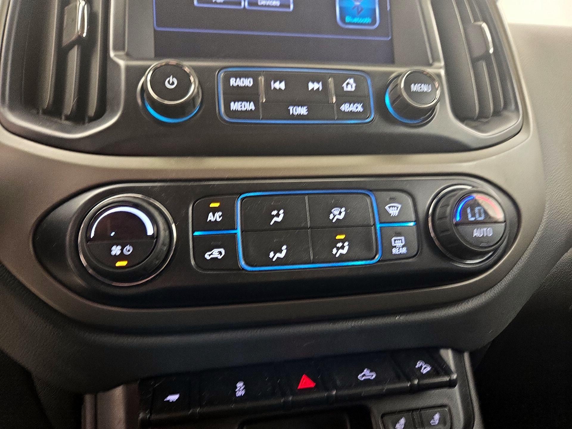 Thumbnail: 2016 Chevrolet Colorado - 16