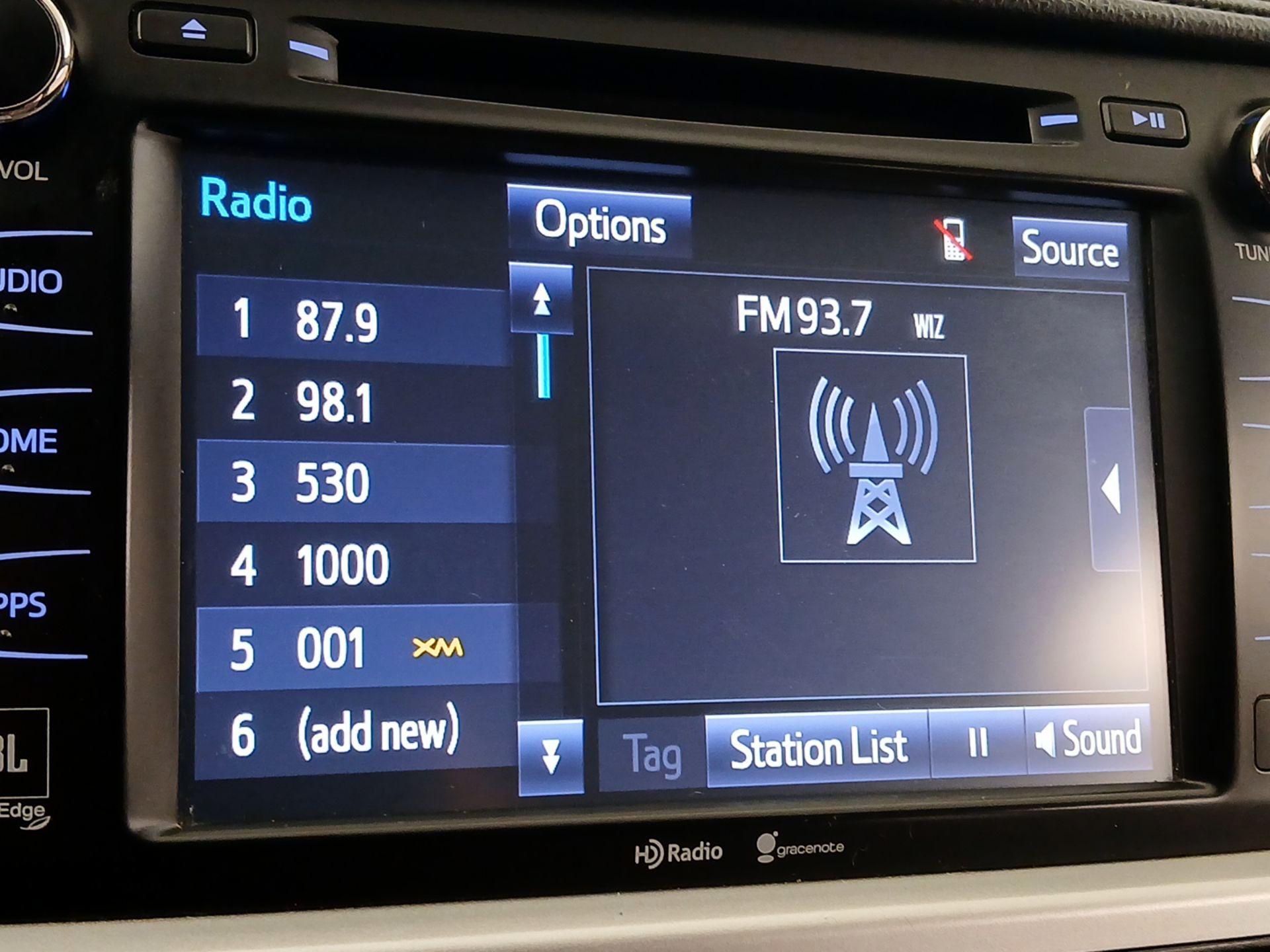 Thumbnail: 2014 Toyota Highlander - 15