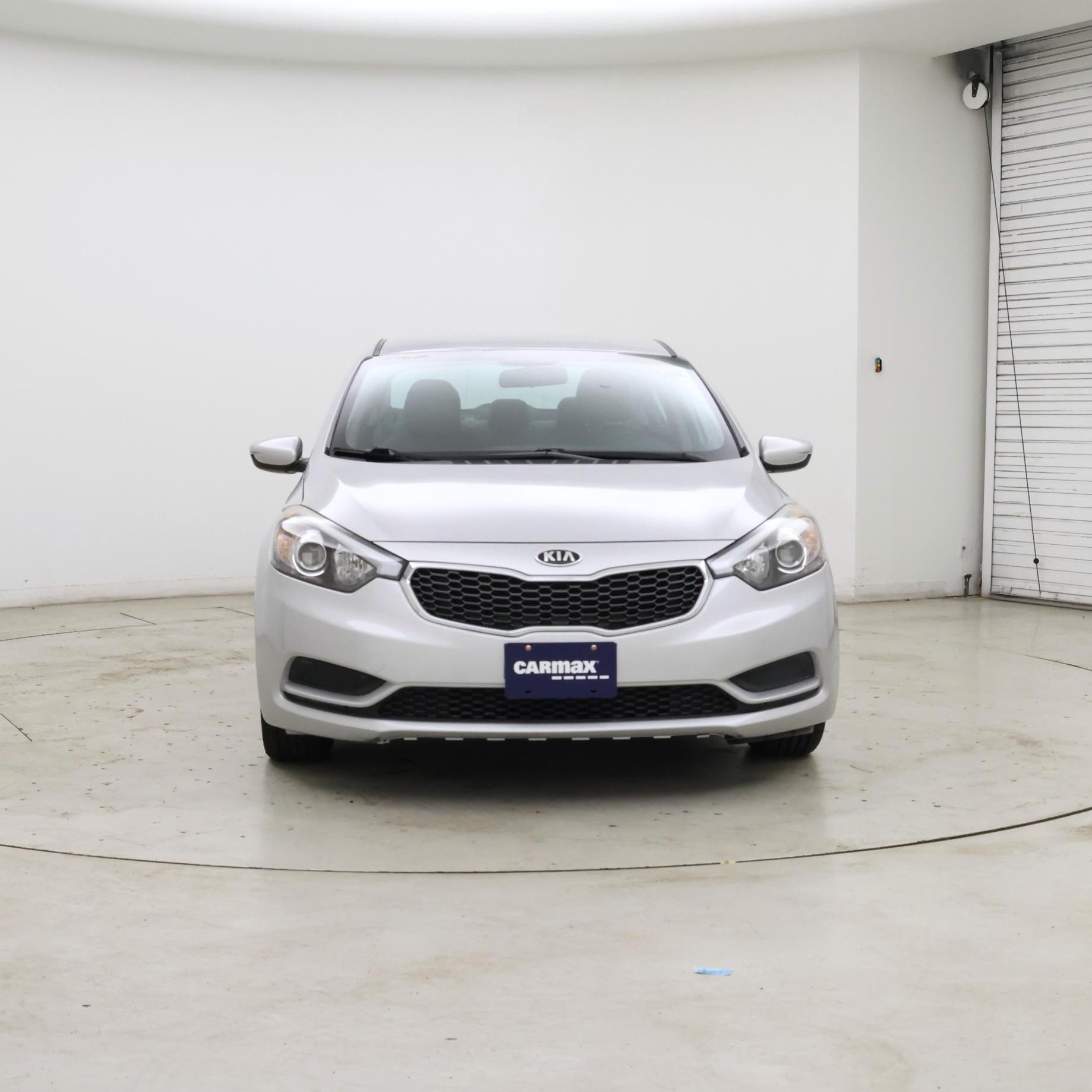 Thumbnail: 2016 Kia Forte - 5