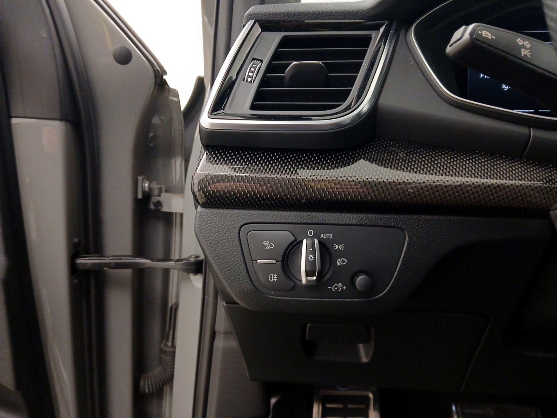 Thumbnail: 2021 Audi SQ5 - 13