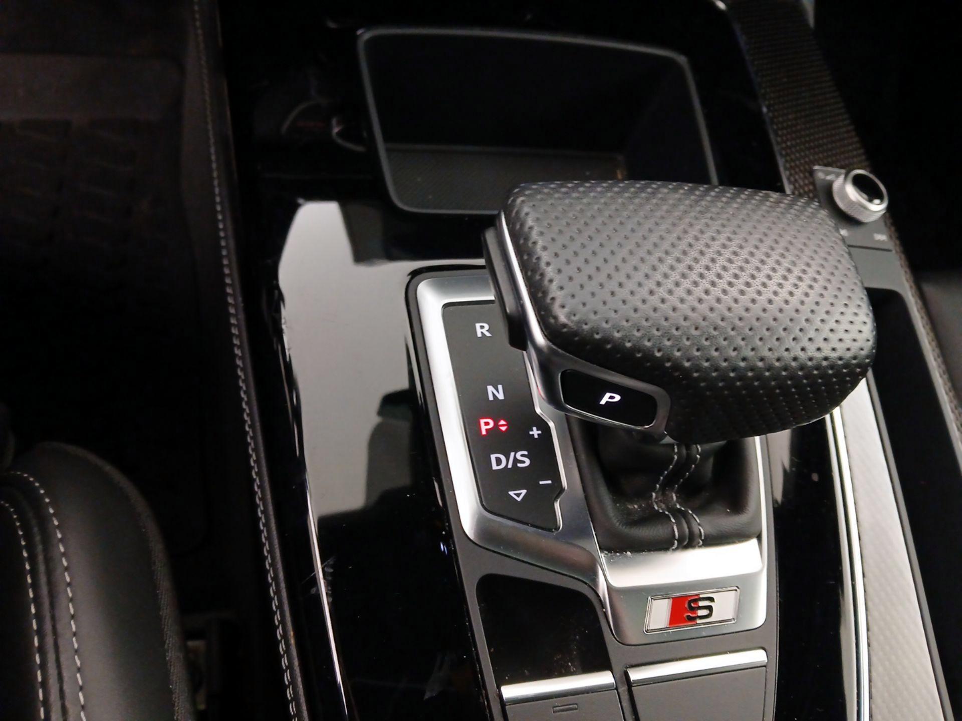 Thumbnail: 2021 Audi SQ5 - 17