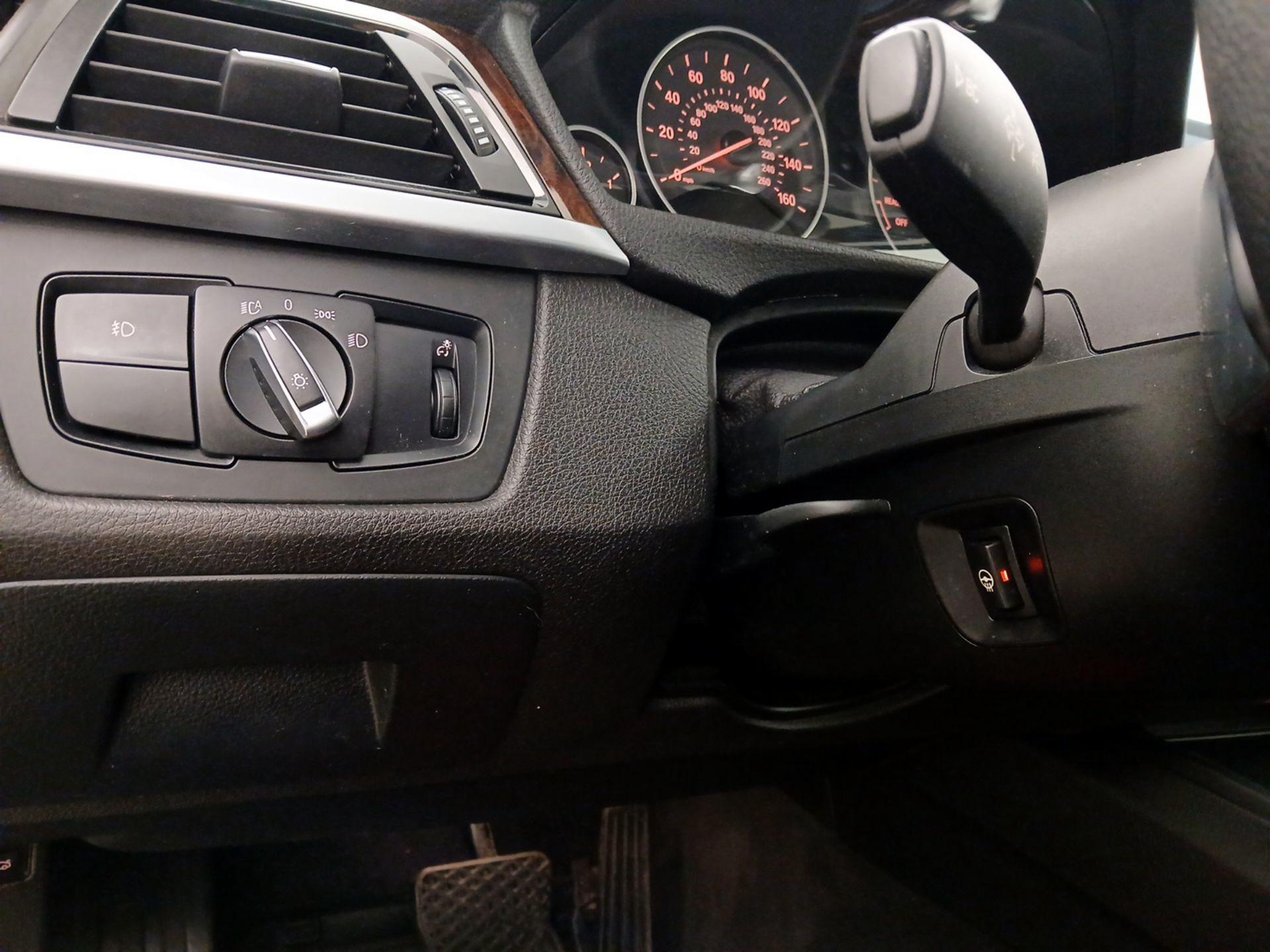 Thumbnail: 2015 BMW 4 Series - 13