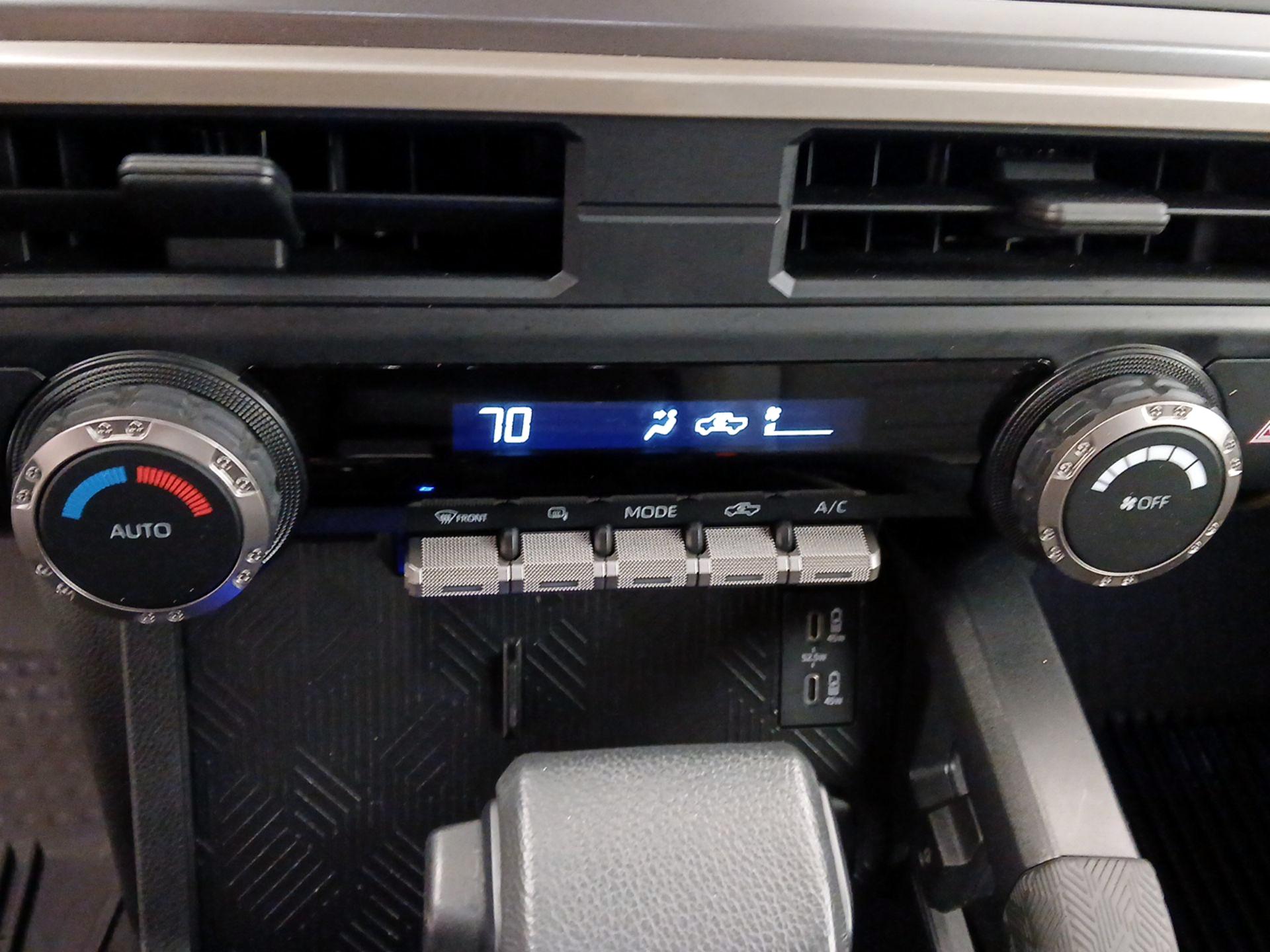 Thumbnail: 2024 Toyota Tacoma - 16