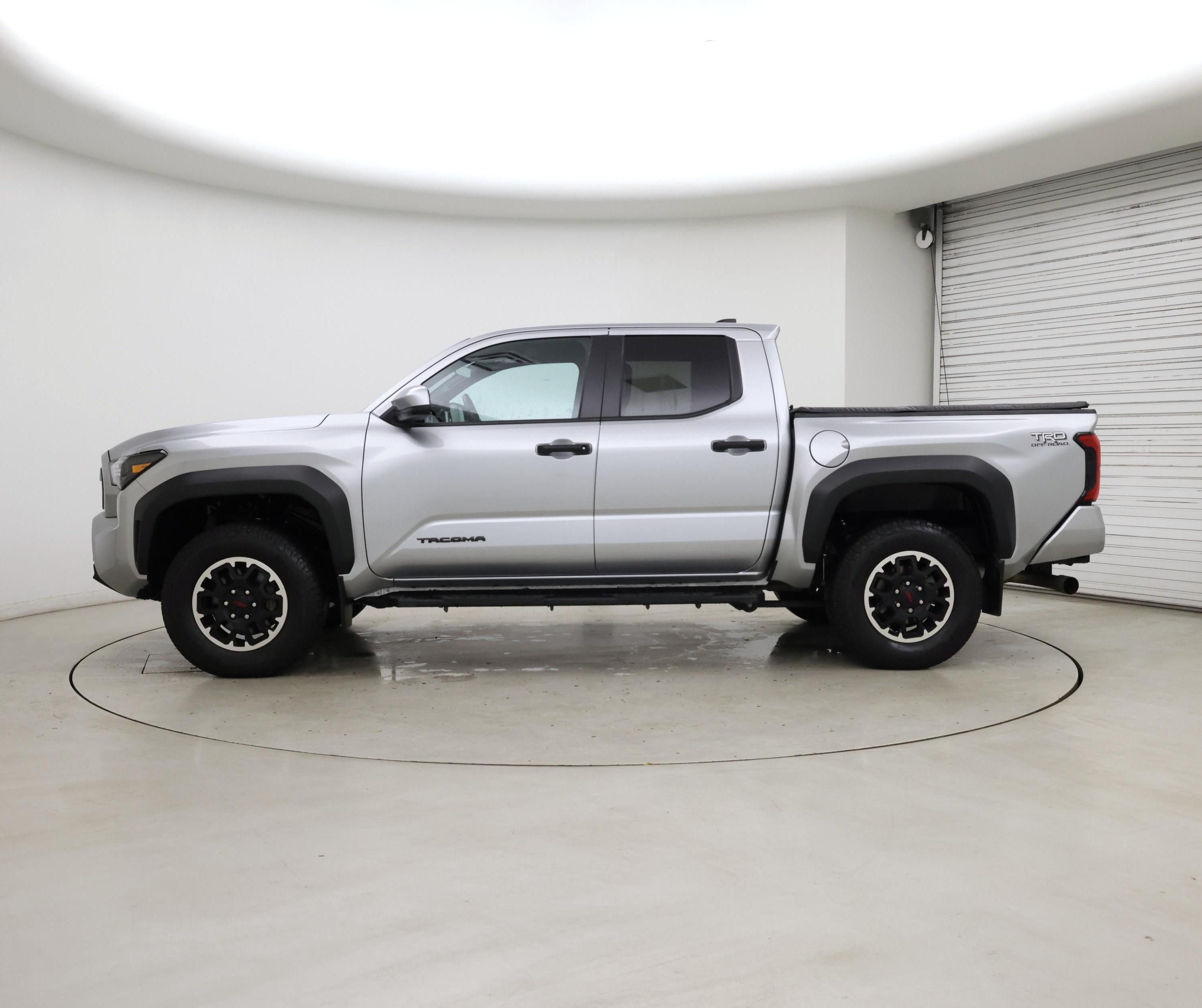 Thumbnail: 2024 Toyota Tacoma - 3