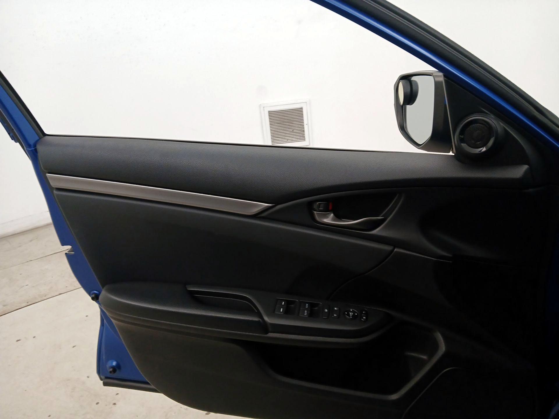 Thumbnail: 2020 Honda Civic - 12