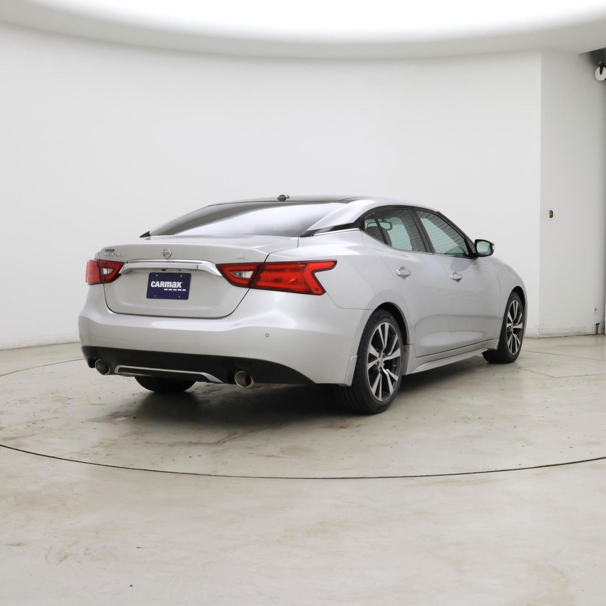 Thumbnail: 2017 Nissan Maxima - 8