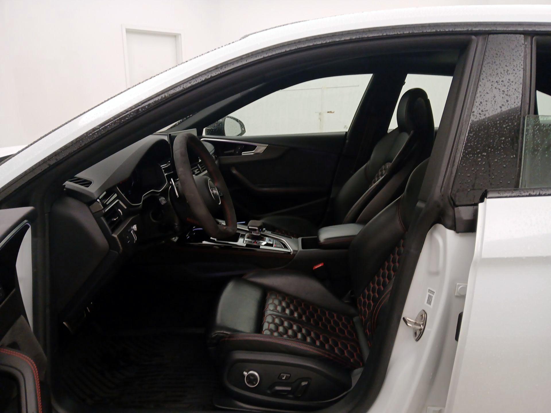 Thumbnail: 2021 Audi RS 5 - 11