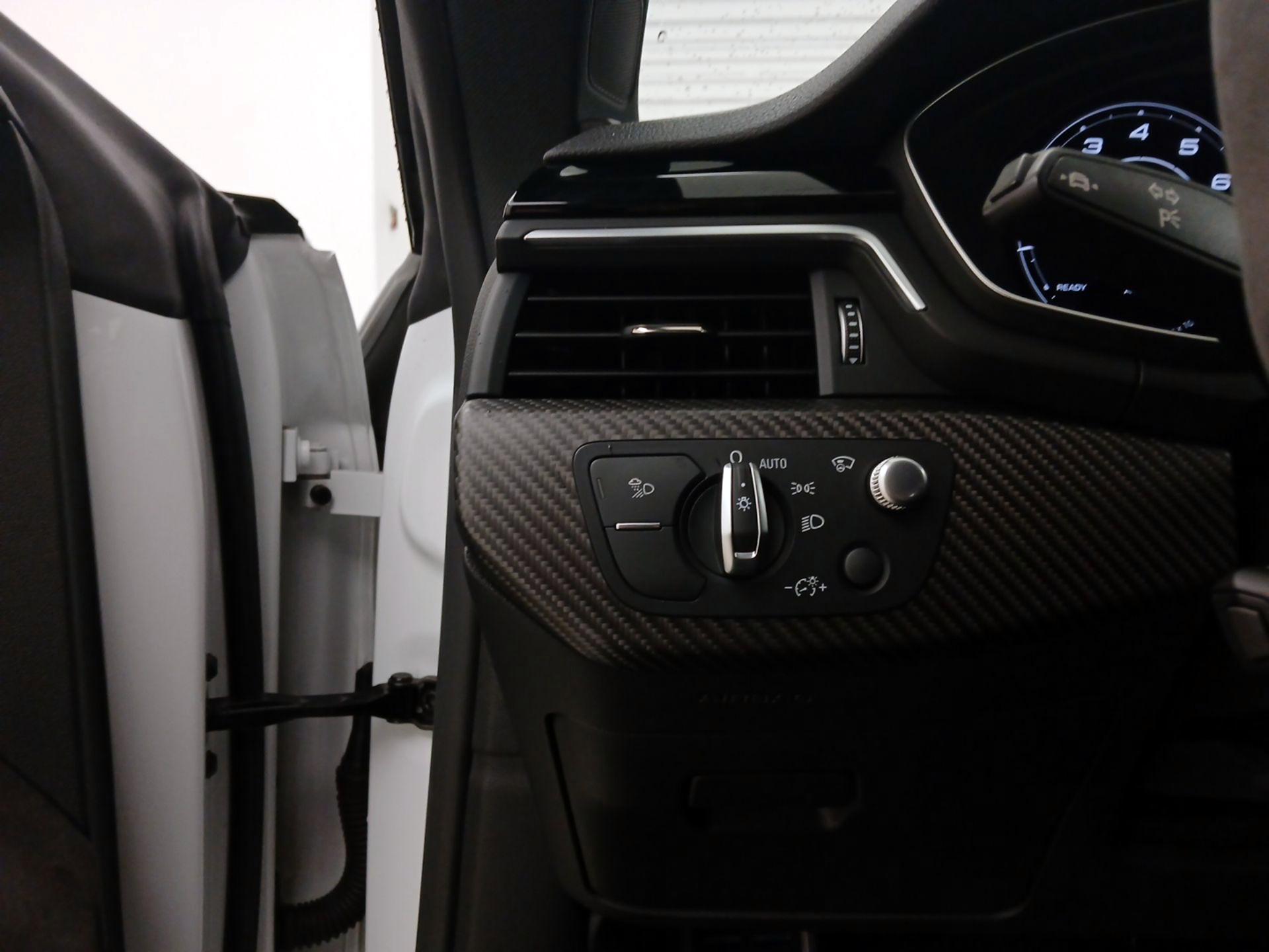 Thumbnail: 2021 Audi RS 5 - 13