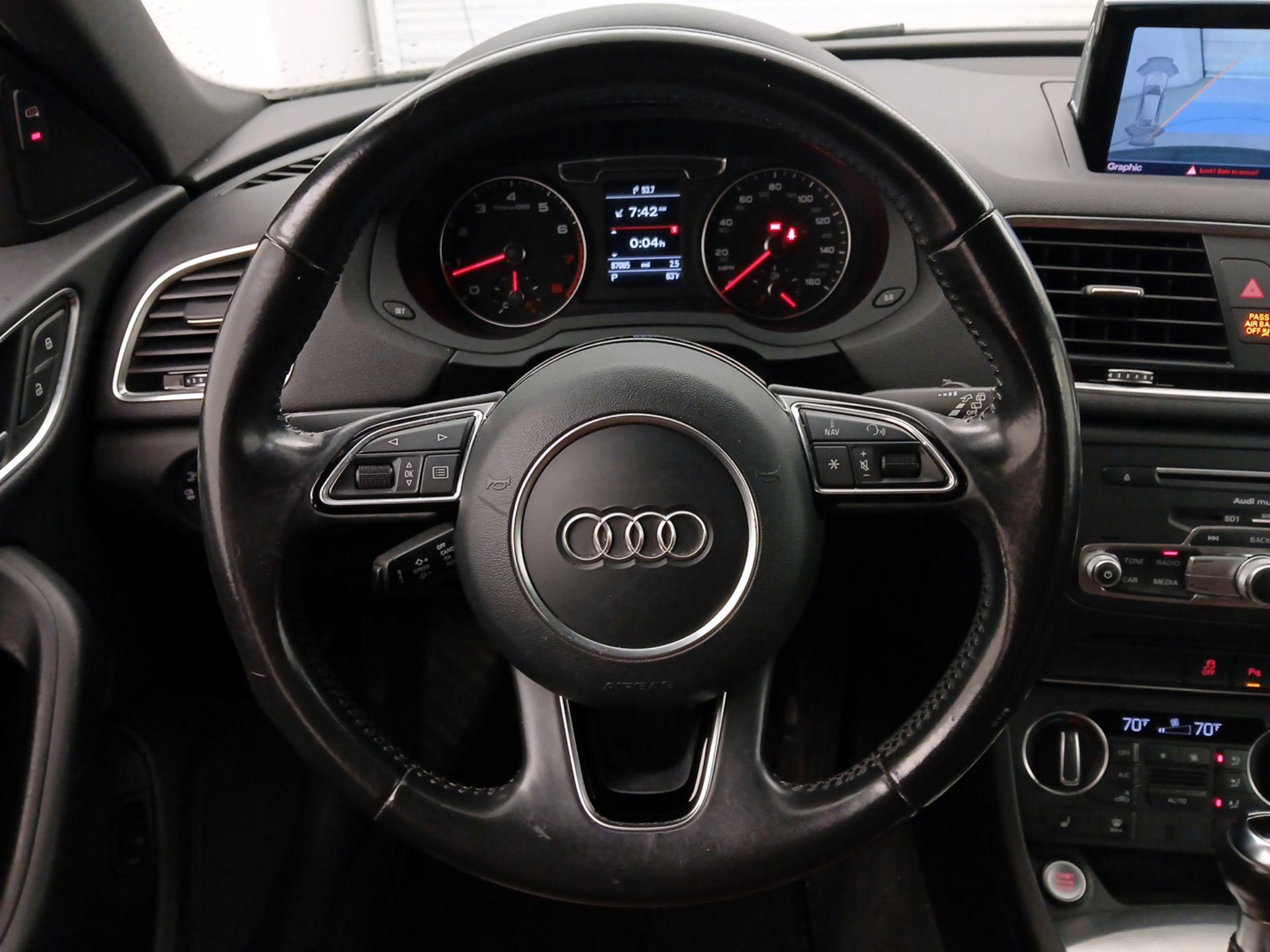 Thumbnail: 2017 Audi Q3 - 10